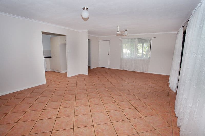 9 Jacaranda Drive, MOOLOOLABA QLD 4557, Mooloolaba - Thumbnail 4