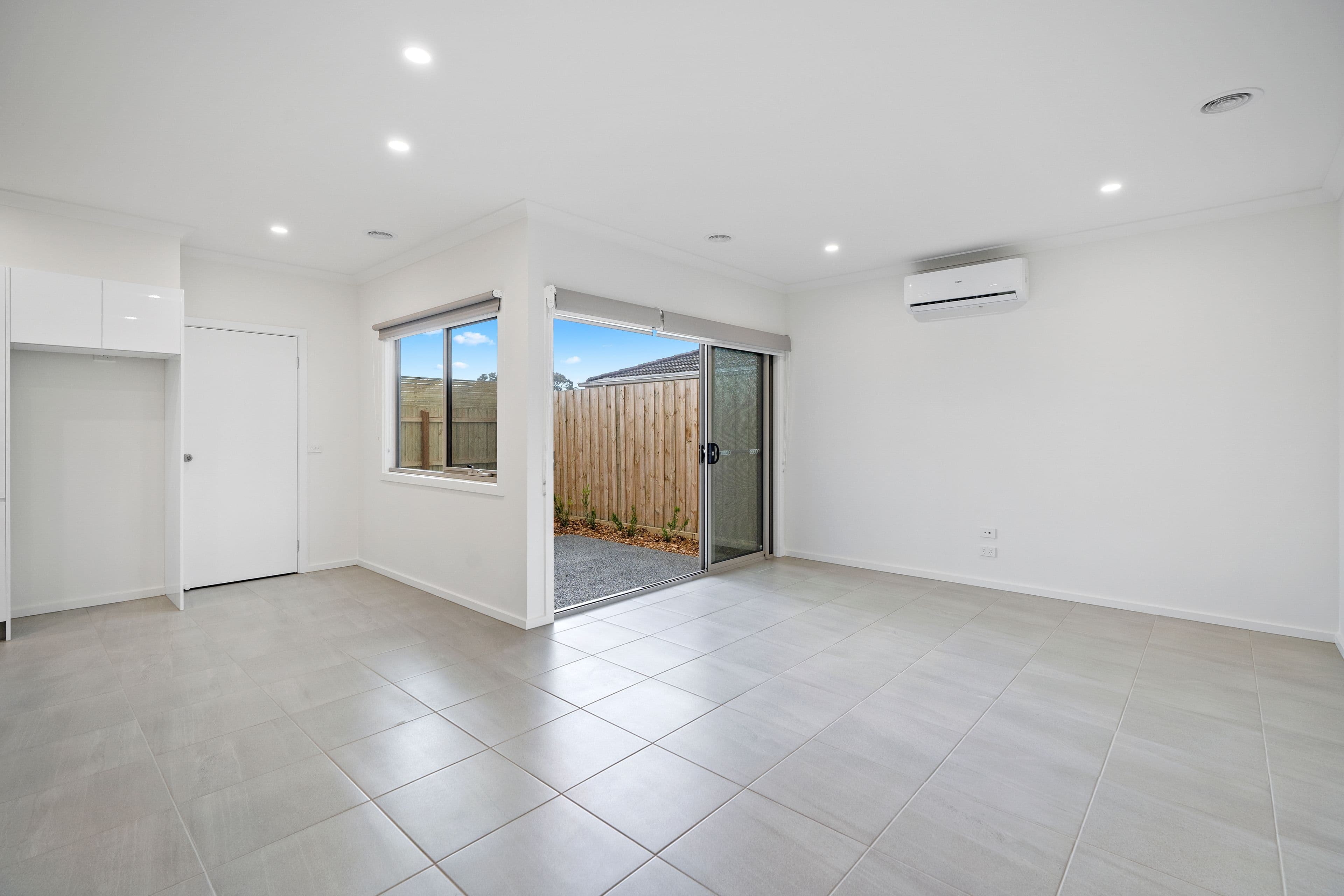 2 Kevin Court, Kilsyth VIC 3137, Kilsyth - Thumbnail 3