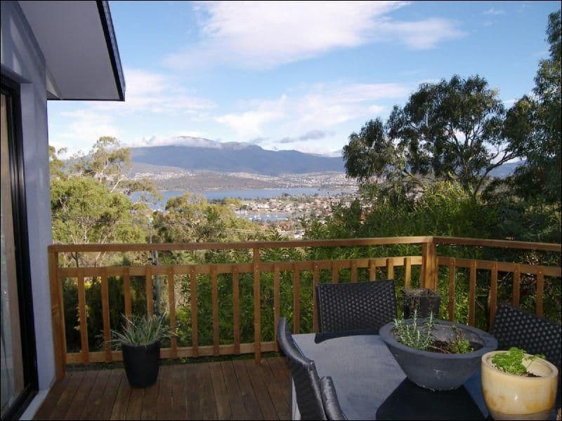 55 Begonia Street, LINDISFARNE TAS 7015, Lindisfarne - Image 1