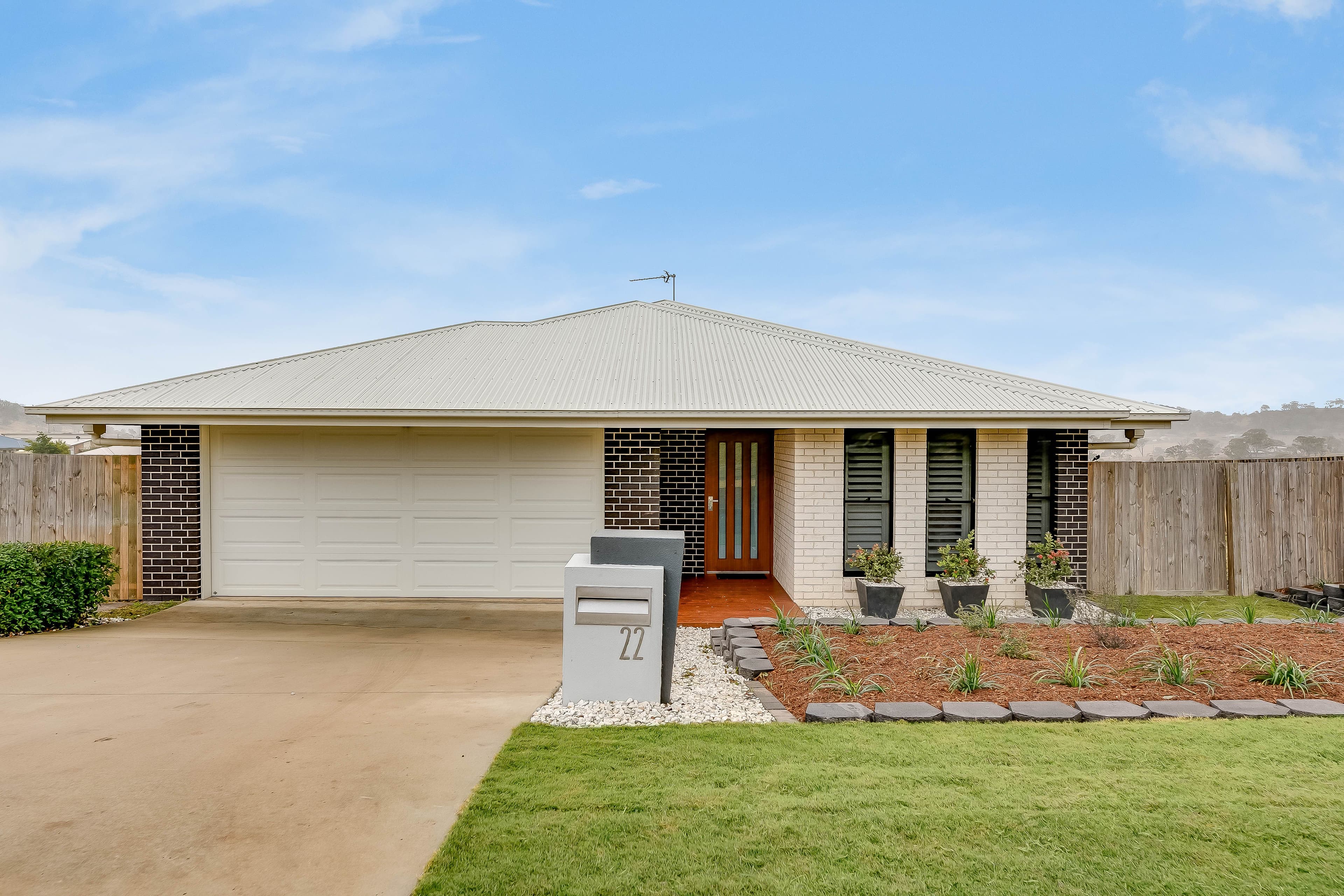 22 Mansell Boulevard, Cotswold Hills QLD 4350, Cotswold Hills - Image 1