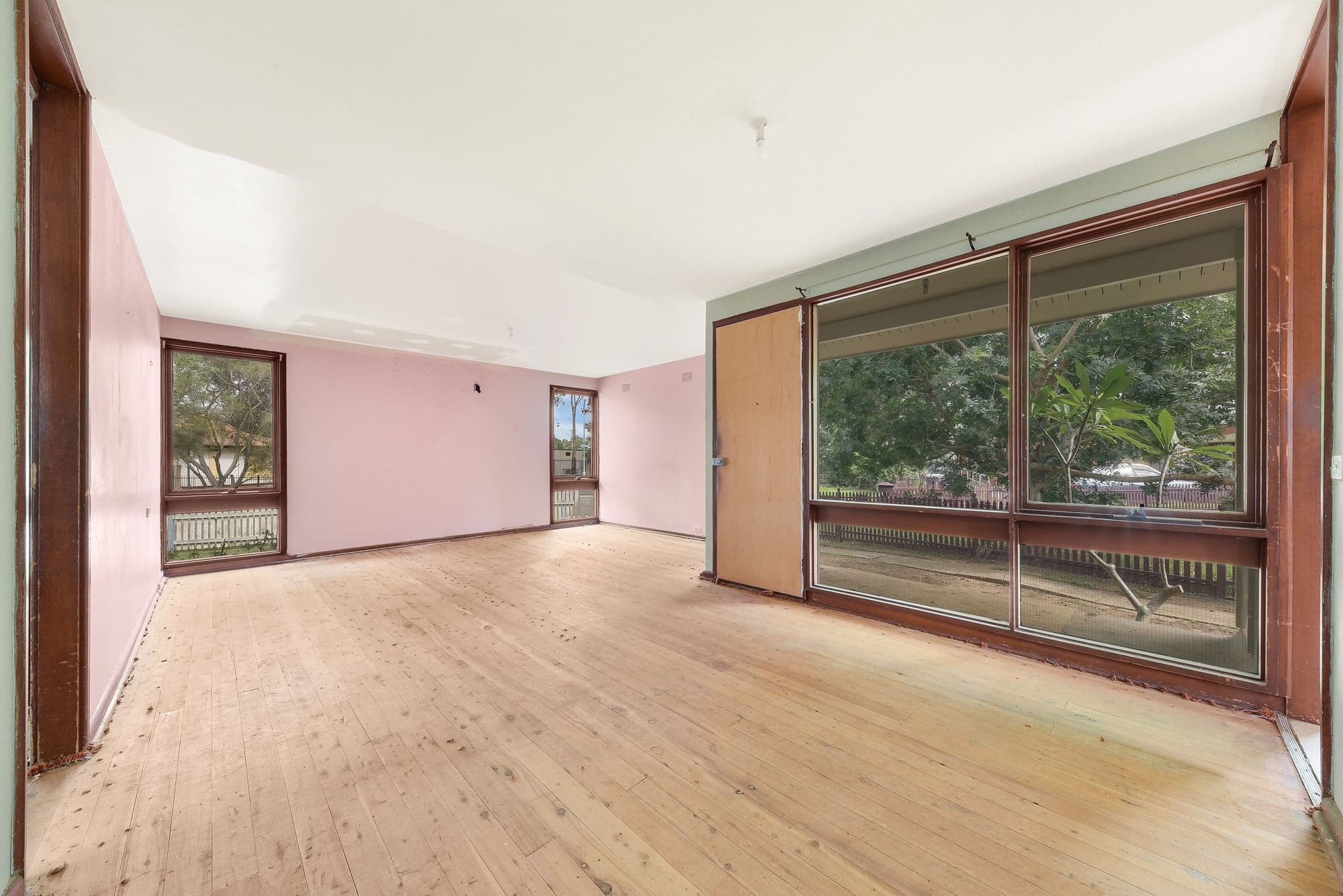 8 Elizabeth Way, Airds - Thumbnail 4