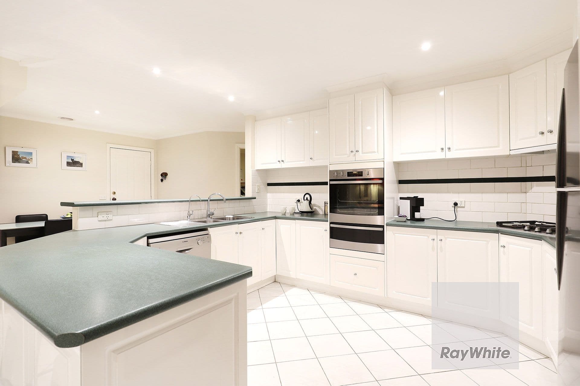 13 Kircaldy Court, Greenvale VIC 3059, Greenvale - Thumbnail 7