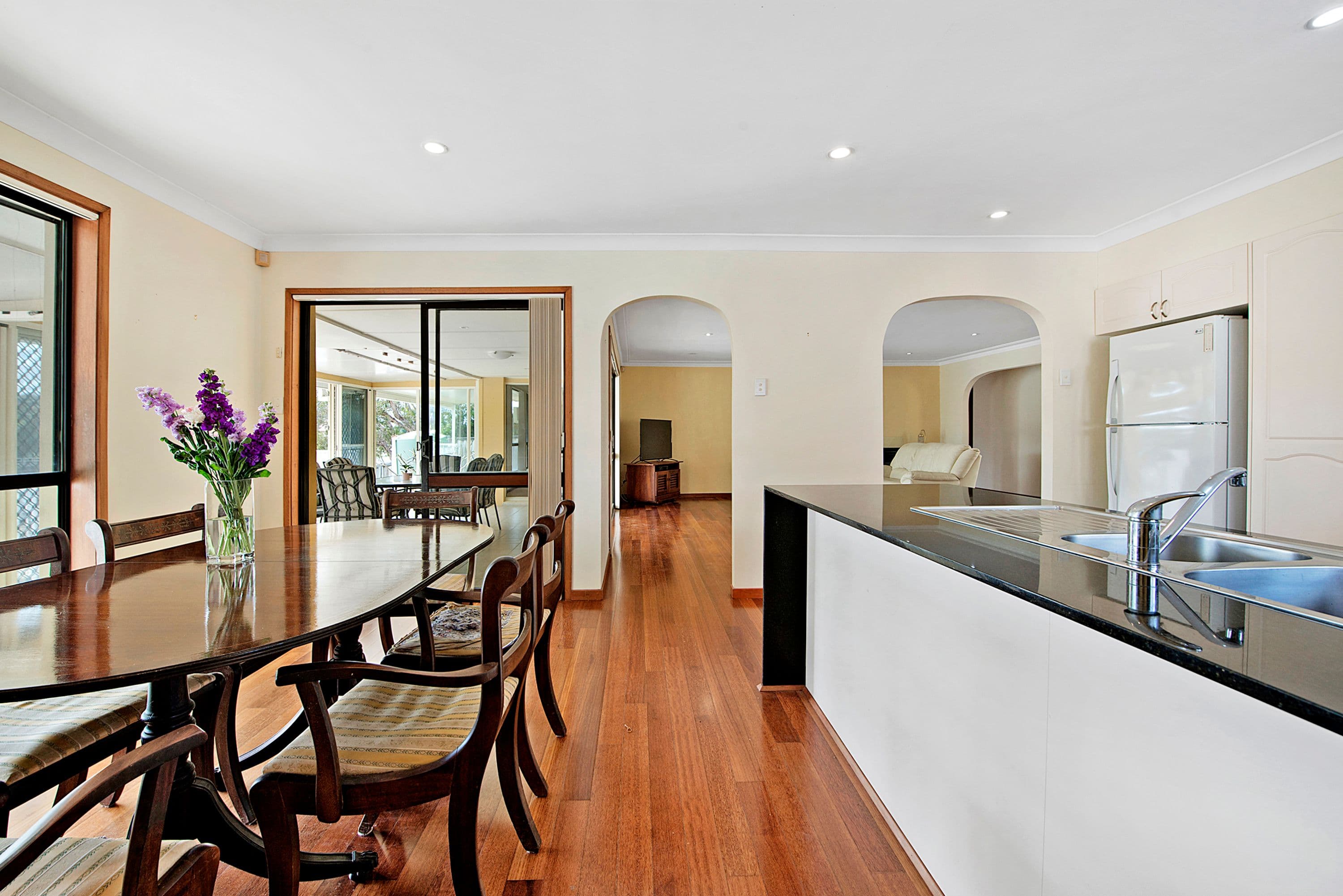 18 Sundowner Court, Mermaid Waters QLD 4218, Mermaid Waters - Thumbnail 5