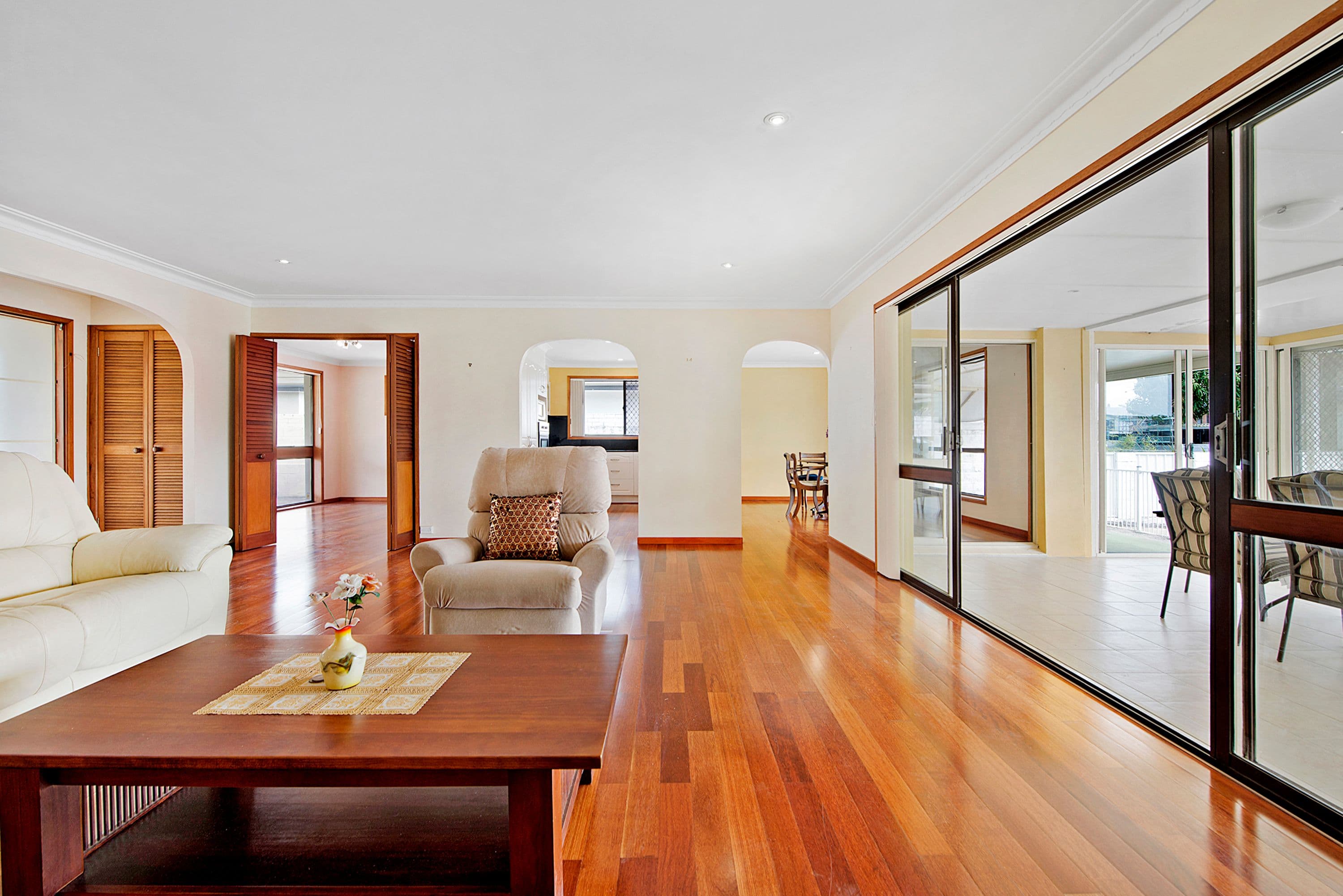18 Sundowner Court, Mermaid Waters QLD 4218, Mermaid Waters - Thumbnail 6