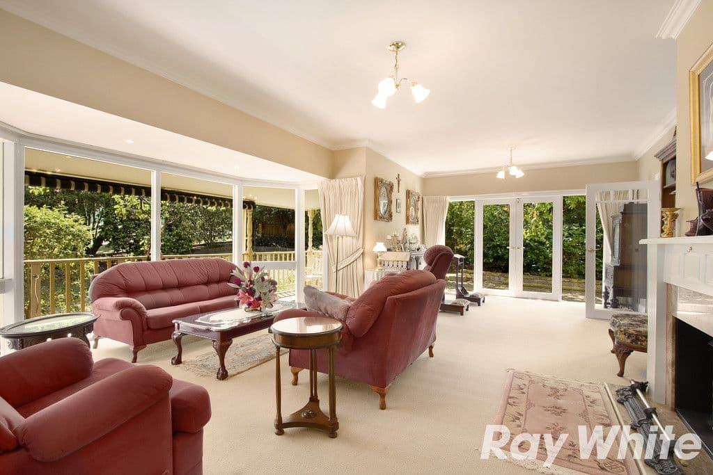 46 Ahern Road, Pakenham VIC 3810, Pakenham - Thumbnail 2