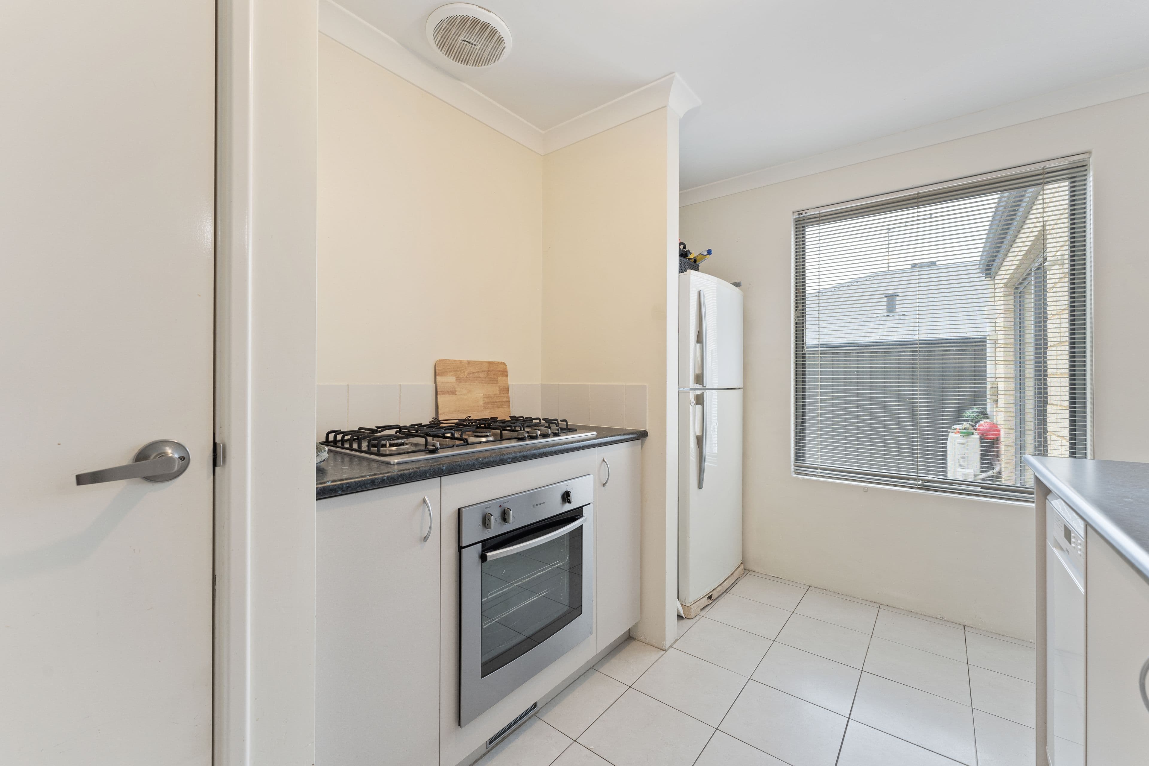 10 Addison Avenue, Baldivis WA 6171, Baldivis - Thumbnail 8