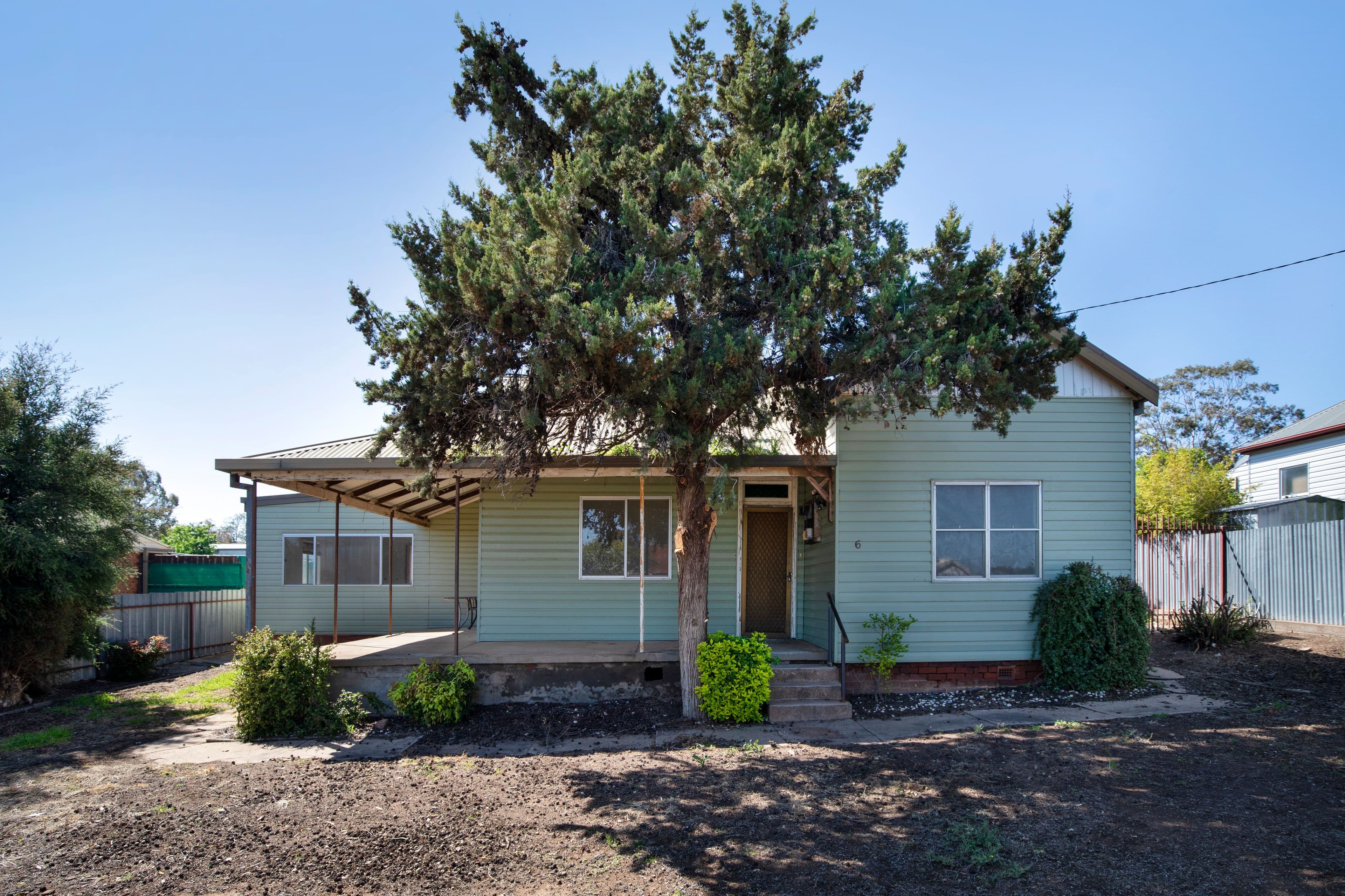 6 Bolton Street, Junee NSW 2663, Junee - Image 1