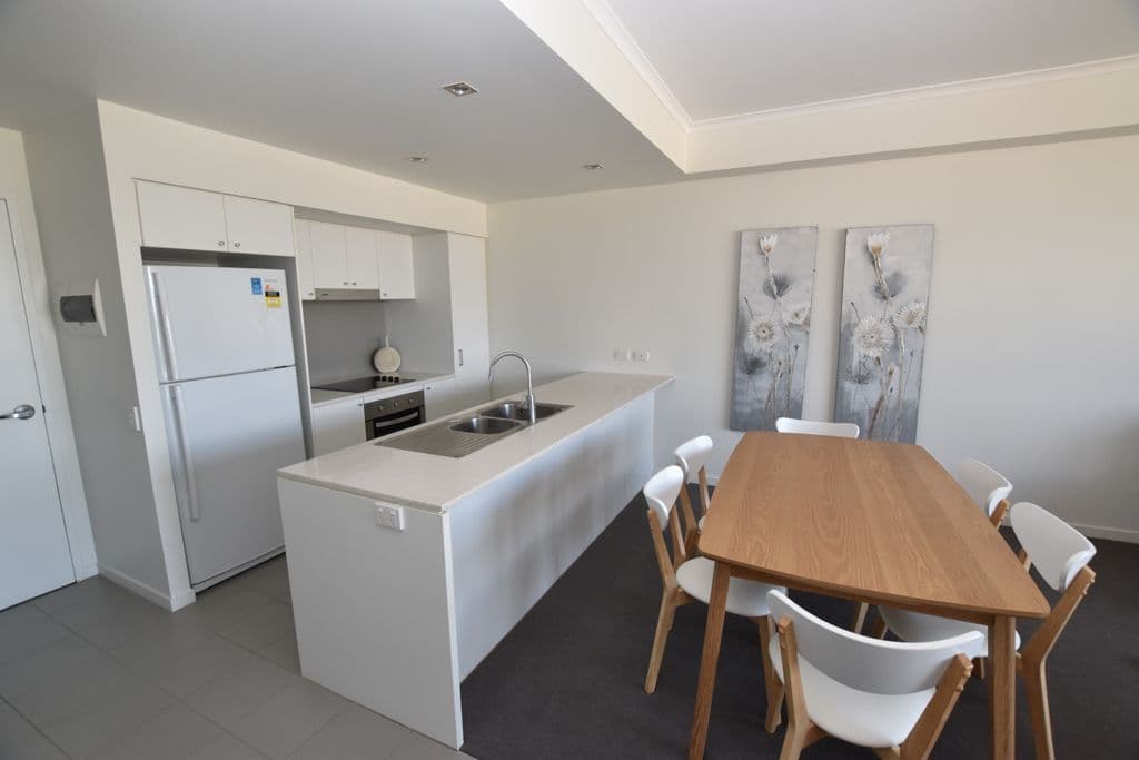 19 Roseberry Street, Gladstone Central QLD 4680, Gladstone Central - Thumbnail 2