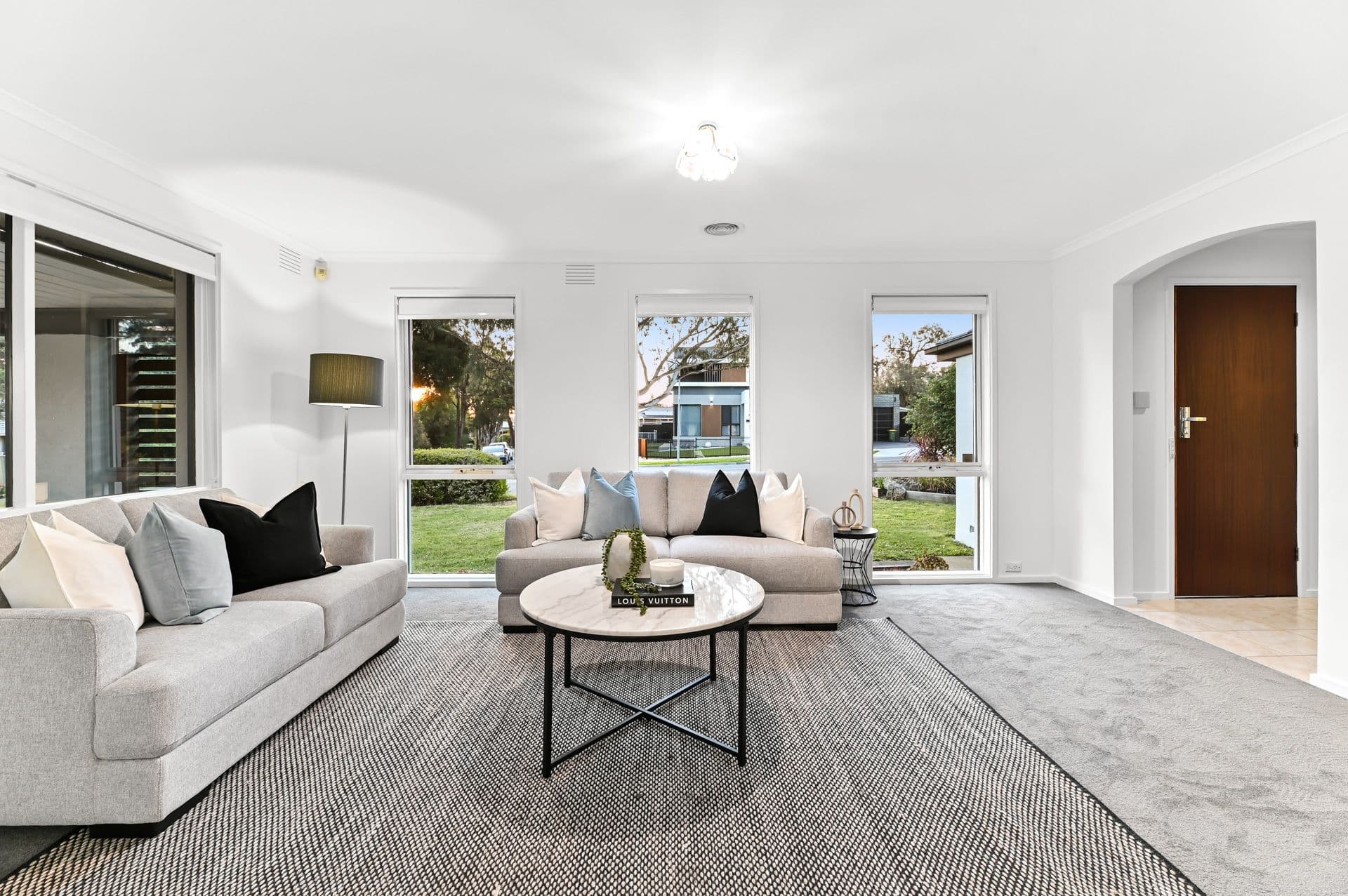 9 Taunton Crescent, Scoresby VIC 3179, Scoresby - Thumbnail 3
