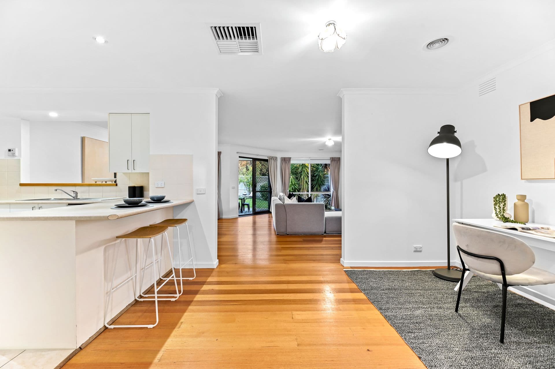 9 Taunton Crescent, Scoresby VIC 3179, Scoresby - Thumbnail 7