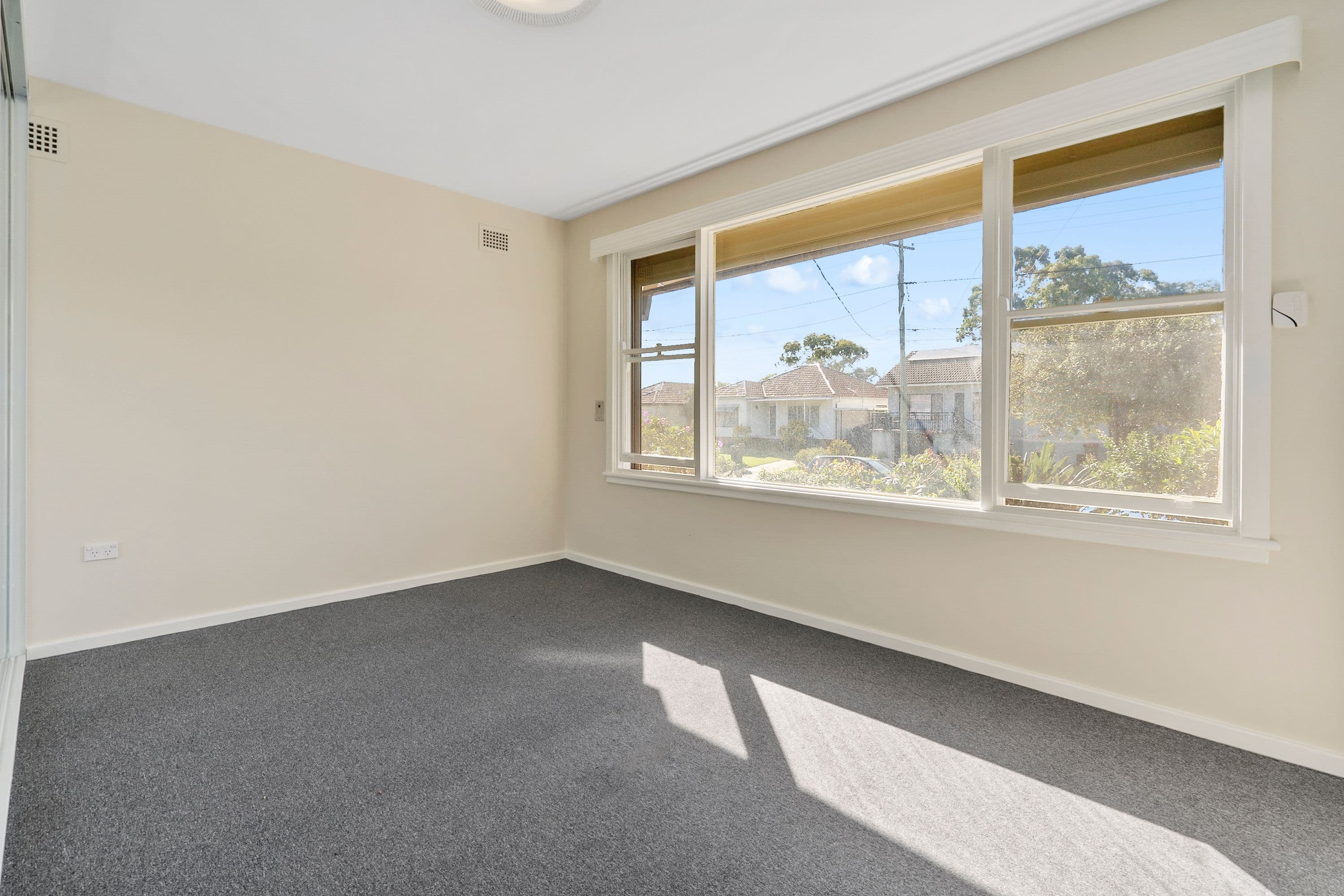 4 Cockburn Crescent, Fairfield East - Thumbnail 5