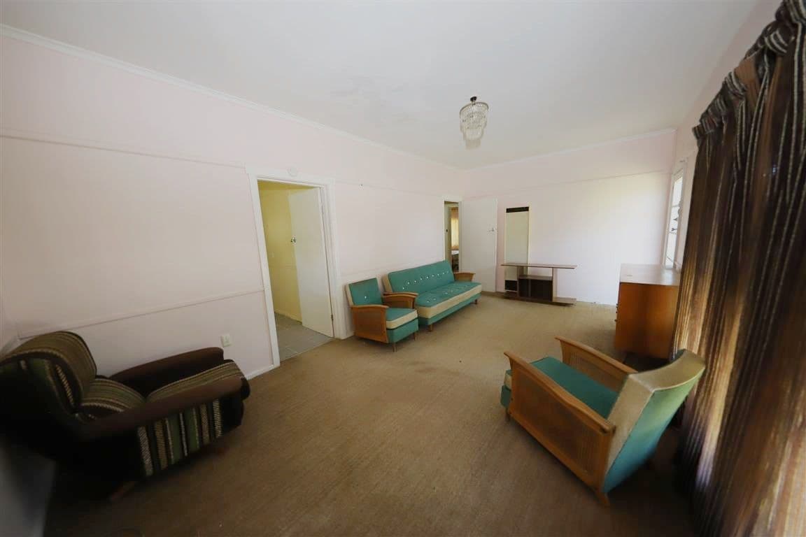 4 Cromwell Street, Adelong NSW 2729, Adelong - Thumbnail 2