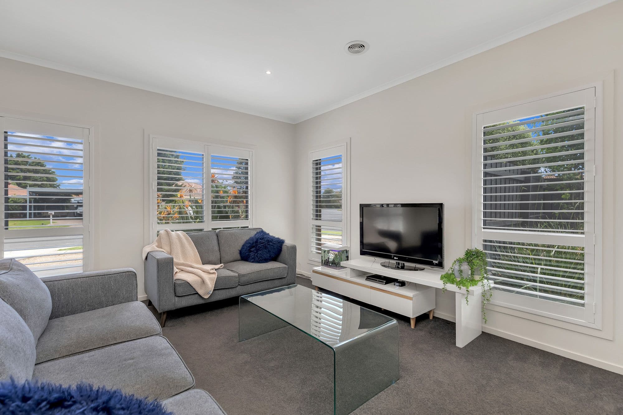 7 Walwa Place, Werribee VIC 3030, Werribee - Thumbnail 2