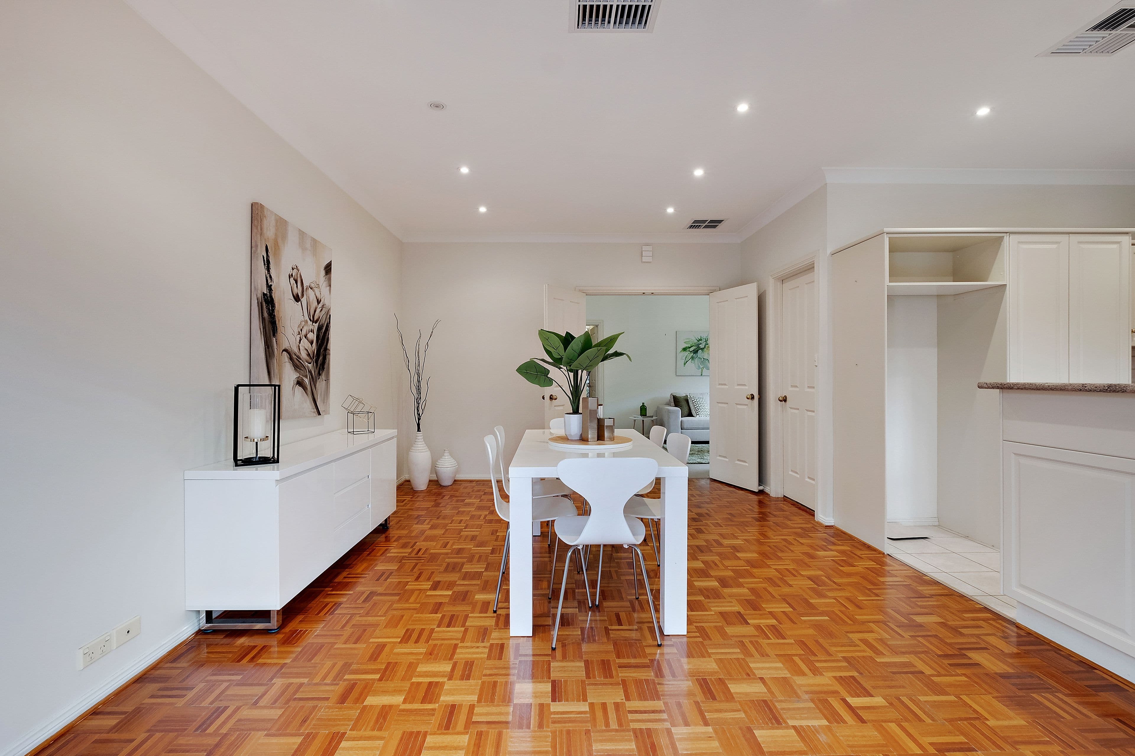 8 Jetty Road, Brighton SA 5048, Brighton - Thumbnail 7