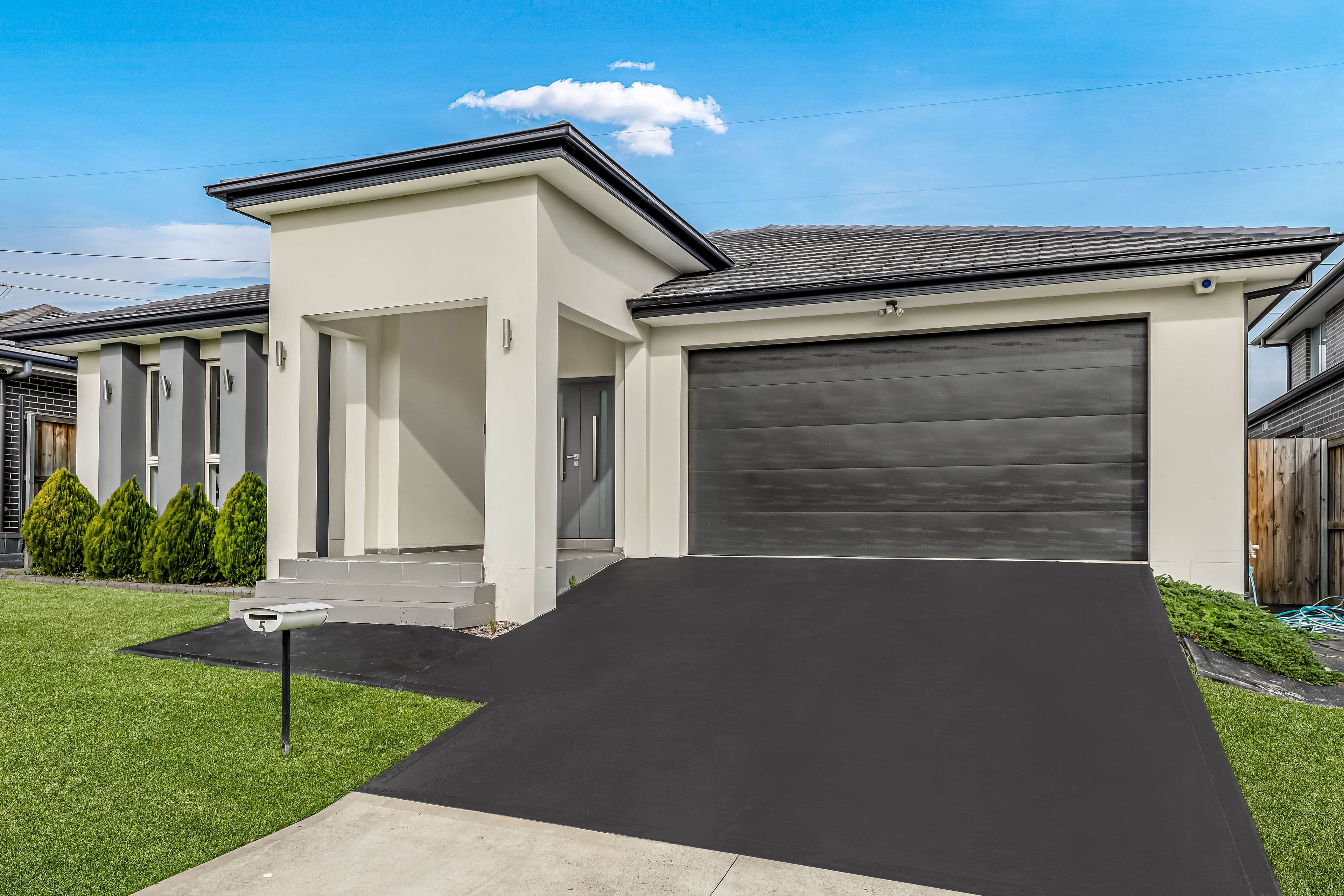 5 Mary Wade Place, Carnes Hill NSW 2171, Carnes Hill - Image 1