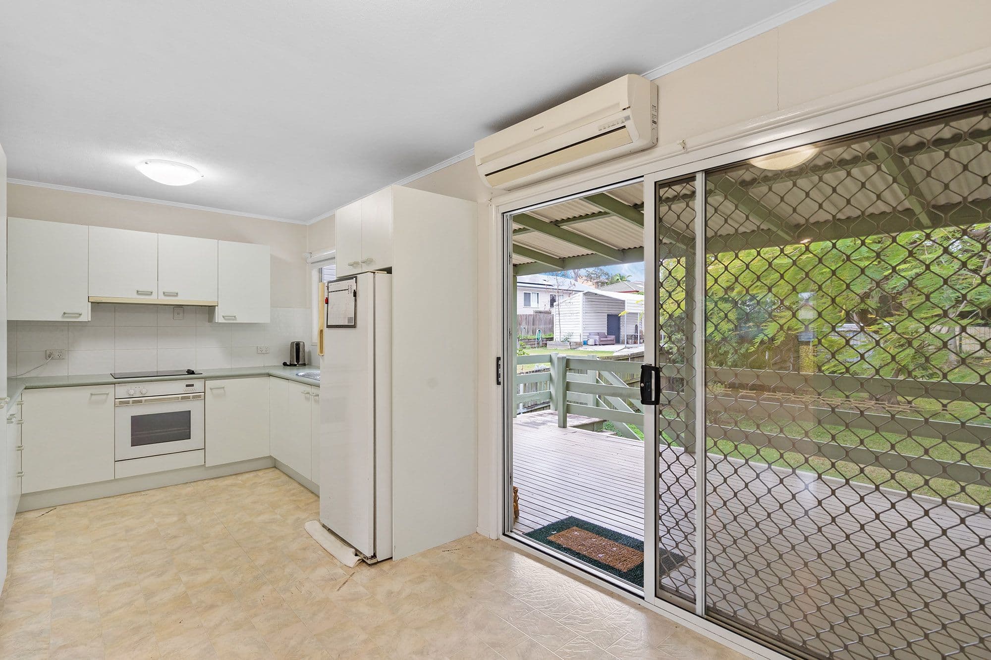 15 Royal Parade, Slacks Creek QLD 4127, Slacks Creek - Thumbnail 4