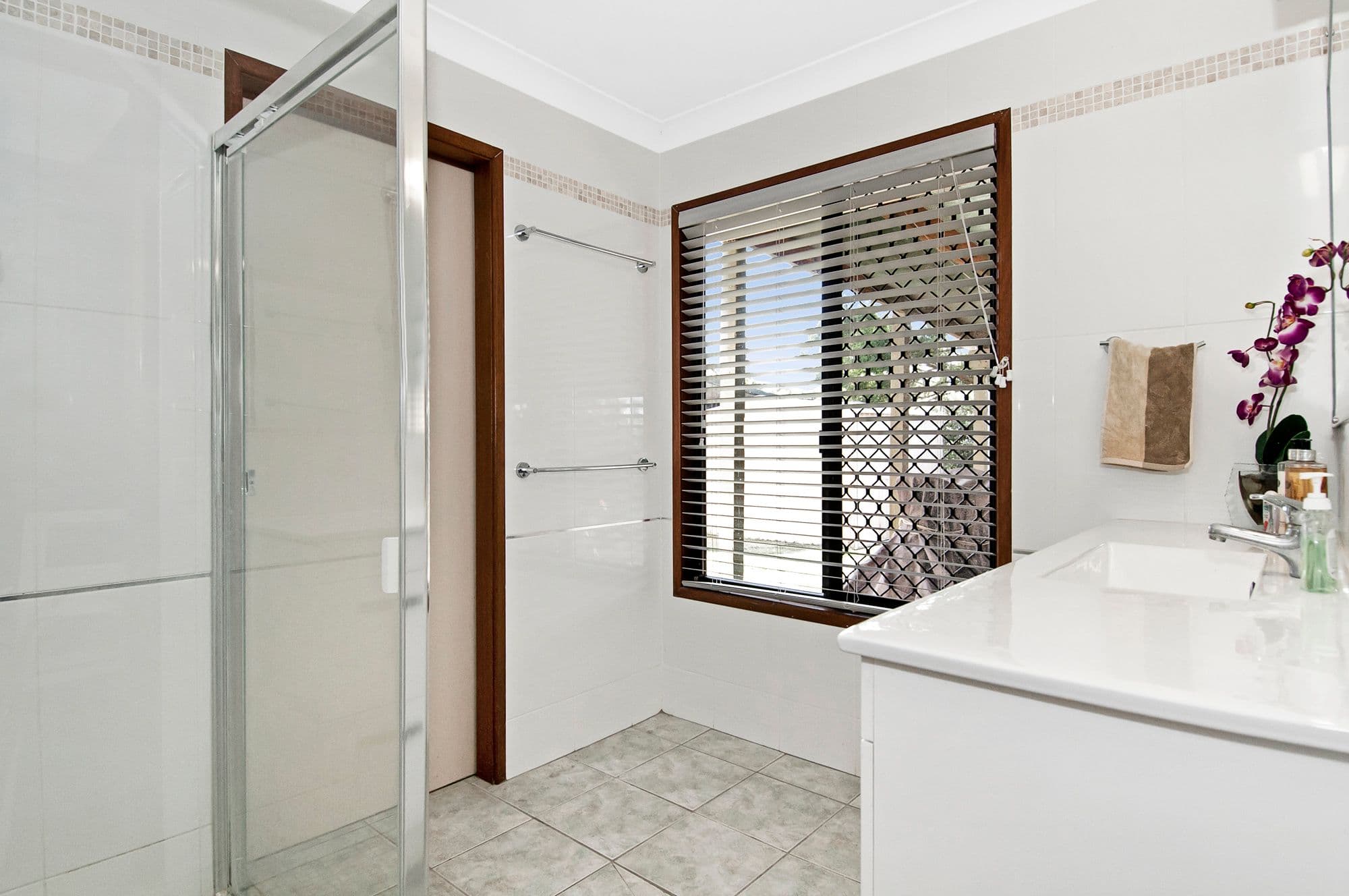 12 Bardyn Halliday Drive, Mount Warren Park QLD 4207, Mount Warren Park - Thumbnail 7