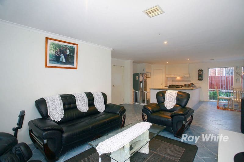 4 Mariner Close, CRANBOURNE NORTH VIC 3977, Cranbourne North - Thumbnail 8