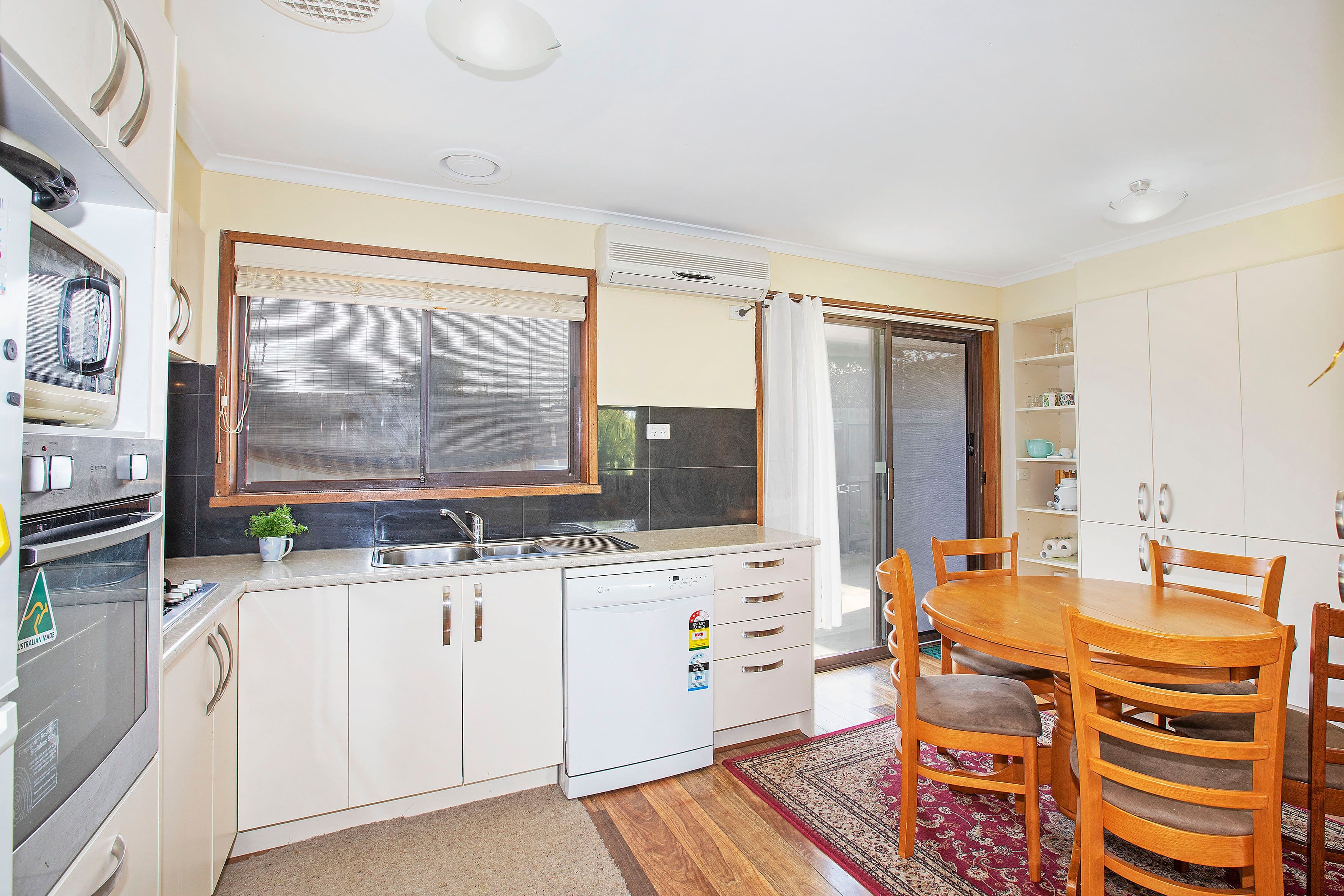 302 Wilsons Road, St Albans Park VIC 3219, St Albans Park - Thumbnail 4