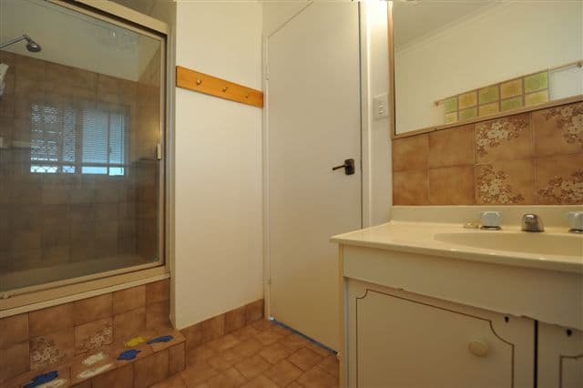 8 Rutkin Street, KEARNEYS SPRING QLD 4350, Kearneys Spring - Thumbnail 7