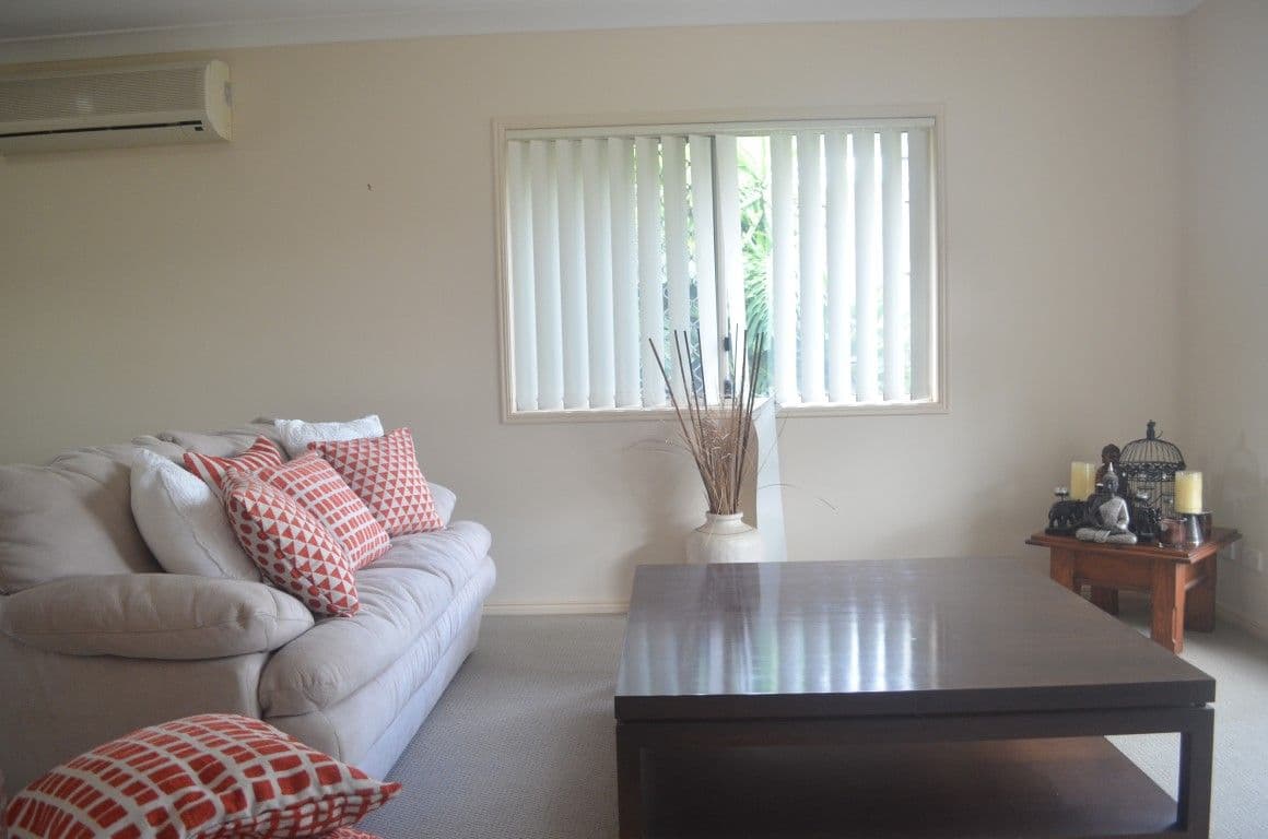 8 Donington Drive, Oxenford QLD 4210, Oxenford - Thumbnail 3