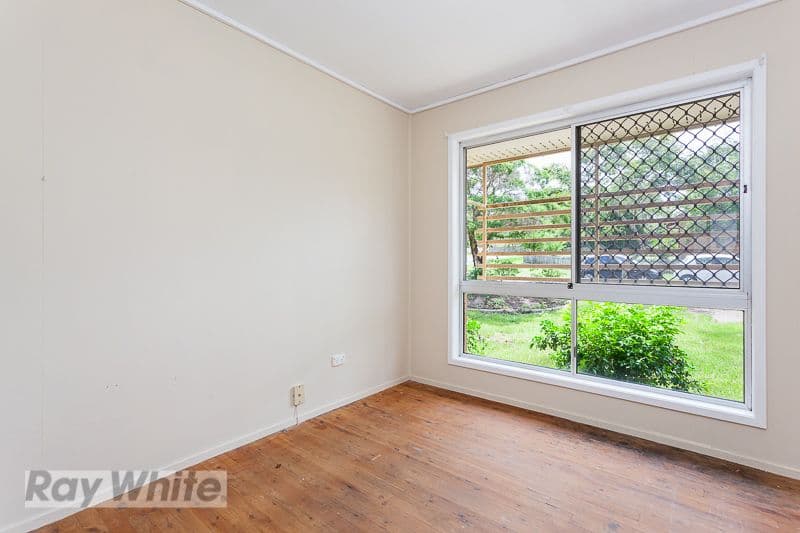 11 Moeller Street, Mansfield QLD 4122, Mansfield - Thumbnail 5