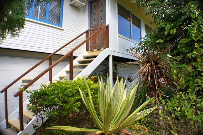 16 Poinciana Street, CRANBROOK QLD 4814, Cranbrook - Thumbnail 2