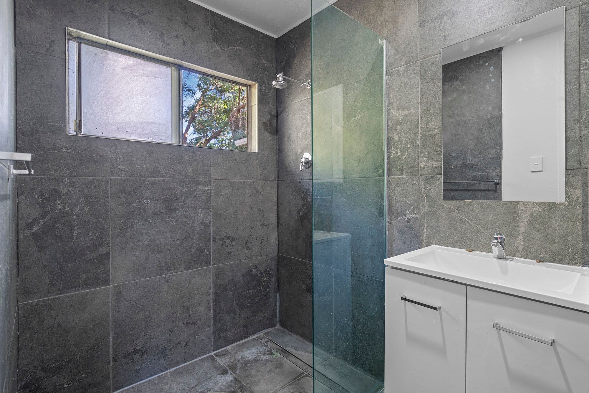 18 Plunkett Street, Woodridge QLD 4114, Woodridge - Thumbnail 5