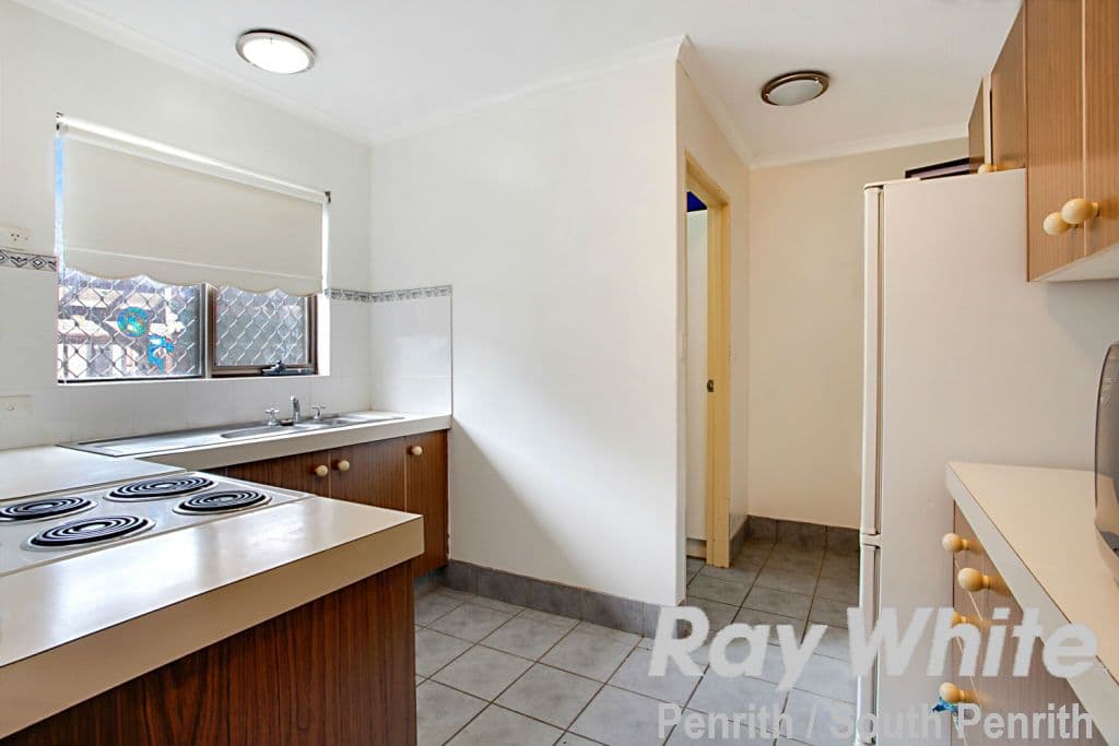 27 George Street, Kingswood - Thumbnail 2