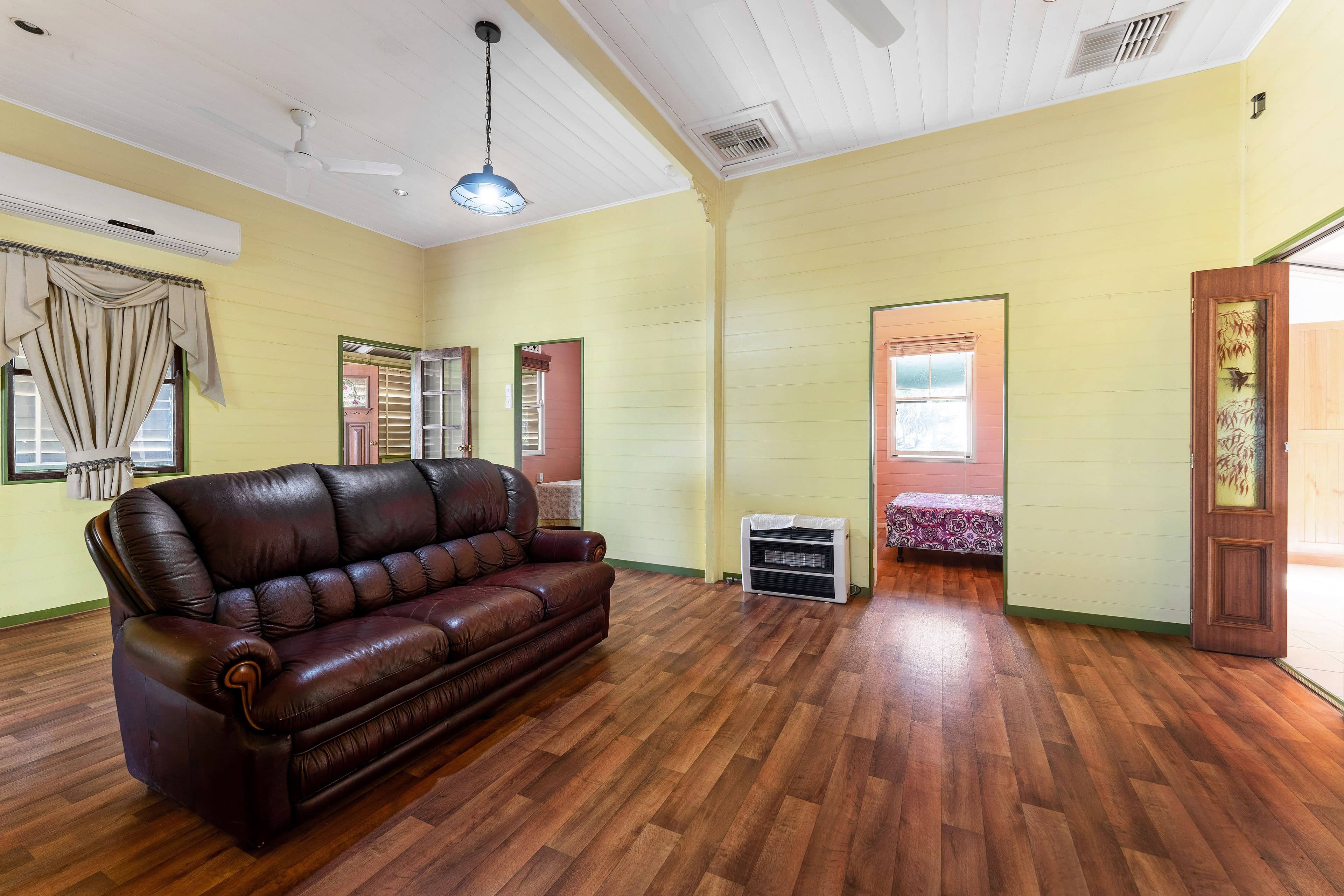 51 Retro Street, Emerald QLD 4720, Emerald - Thumbnail 4