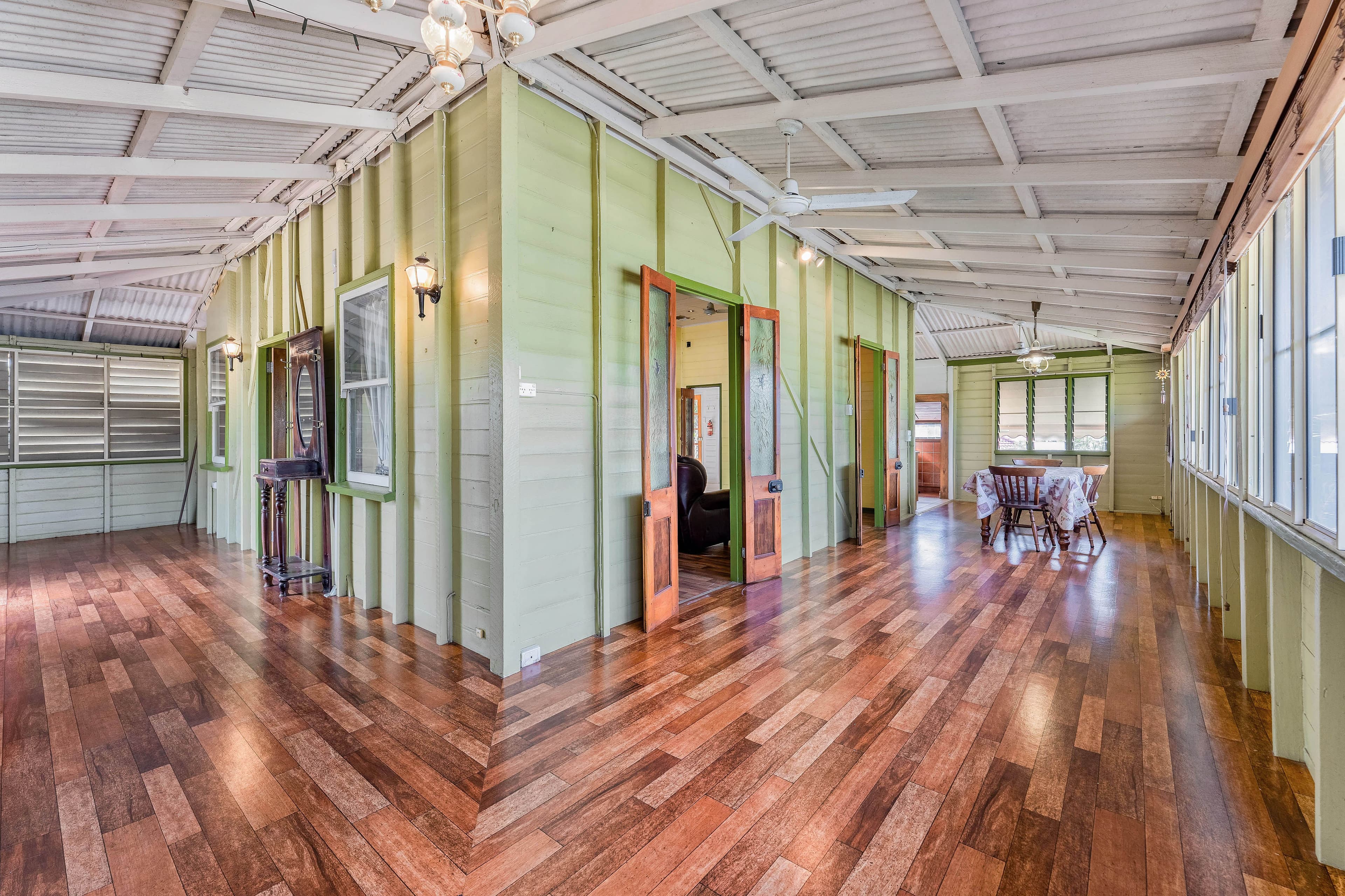 51 Retro Street, Emerald QLD 4720, Emerald - Thumbnail 5