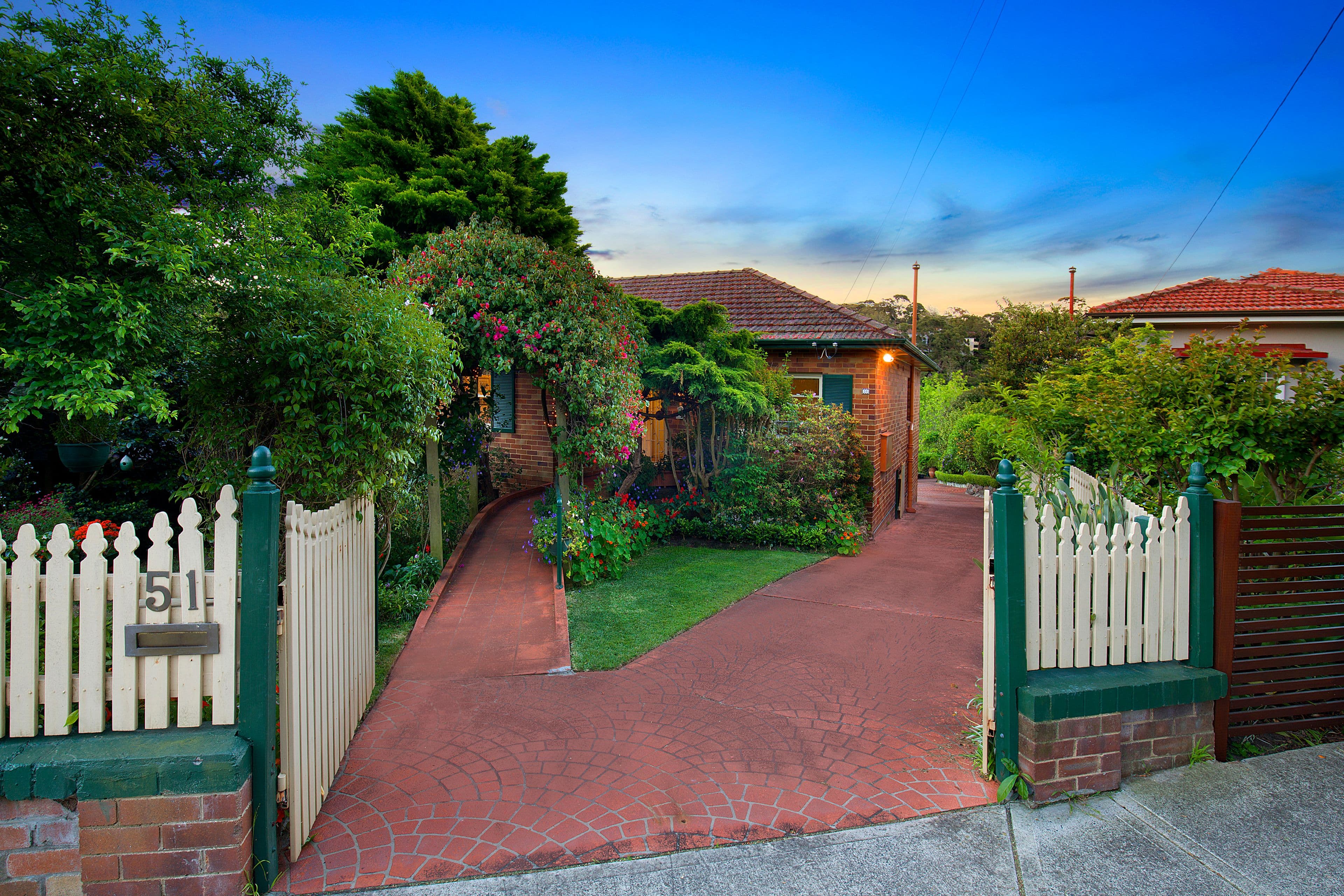 51 Kameruka Road, Northbridge - Image 1