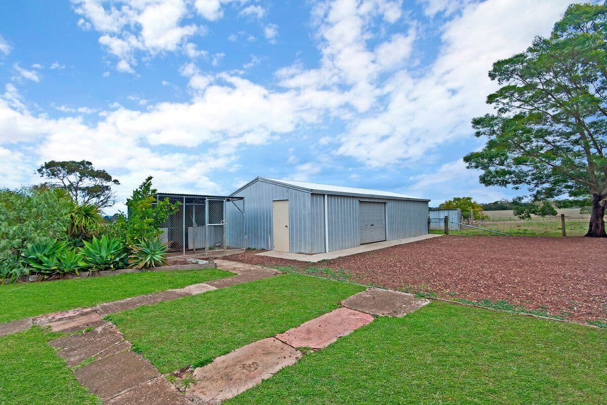264 Walkenhorst Road, Tarrington VIC 3301, Tarrington - Thumbnail 3