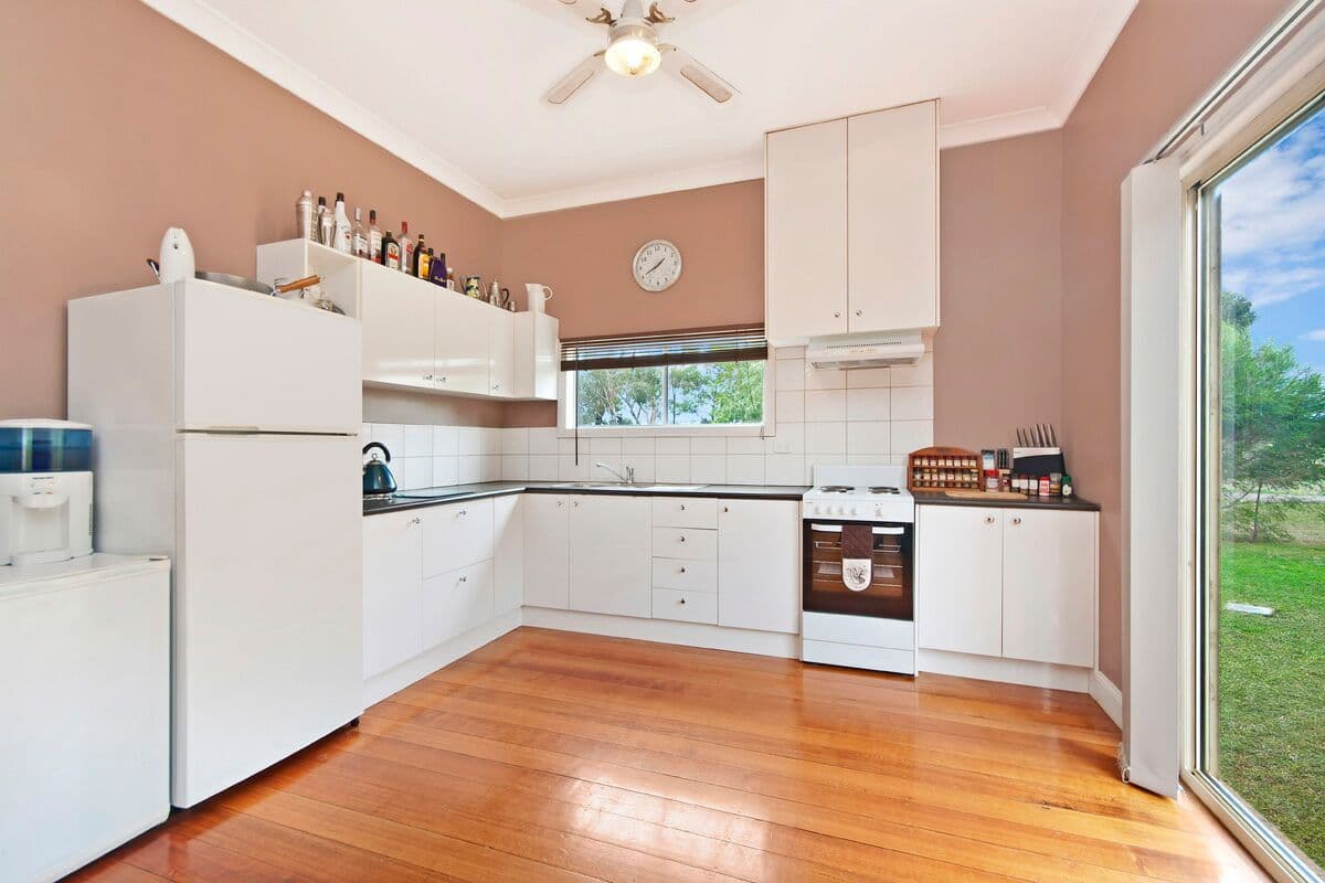 264 Walkenhorst Road, Tarrington VIC 3301, Tarrington - Thumbnail 5