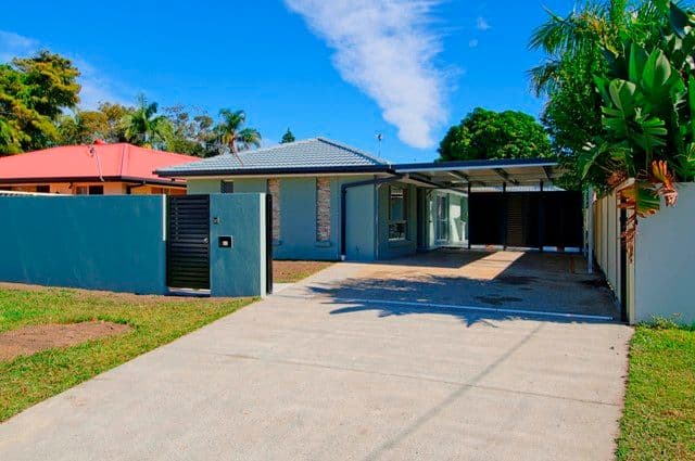 50 Annerley Avenue, RUNAWAY BAY QLD 4216, Runaway Bay - Image 1