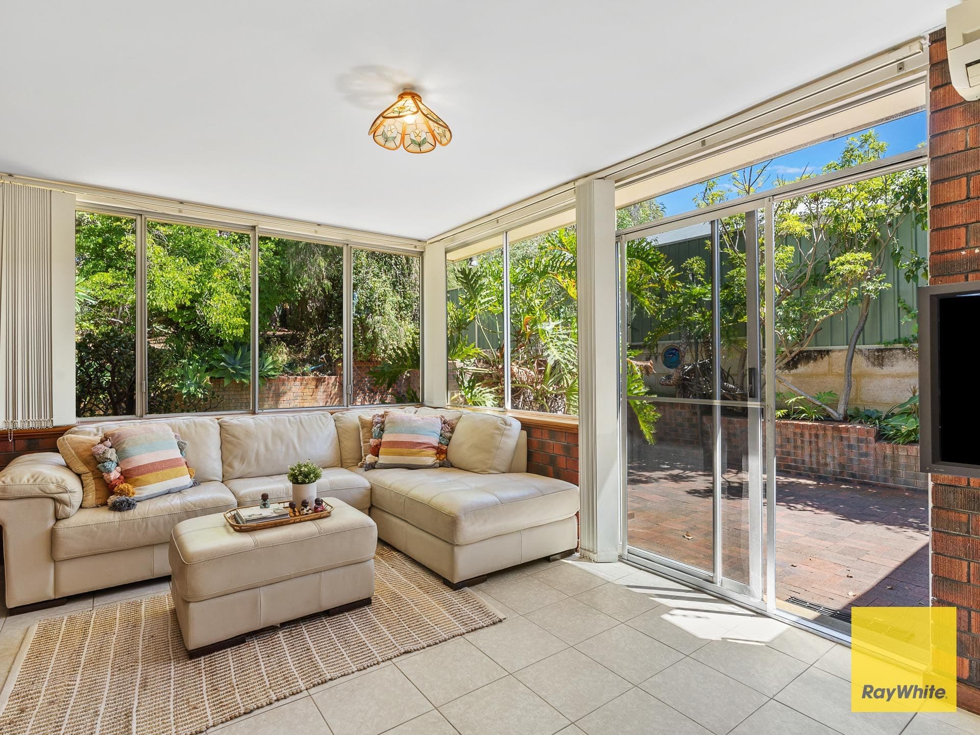 3 Boscombe Avenue, City Beach WA 6015, City Beach - Thumbnail 6
