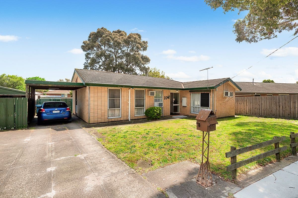 37 Valepark Crescent, Cranbourne VIC 3977, Cranbourne - Image 1