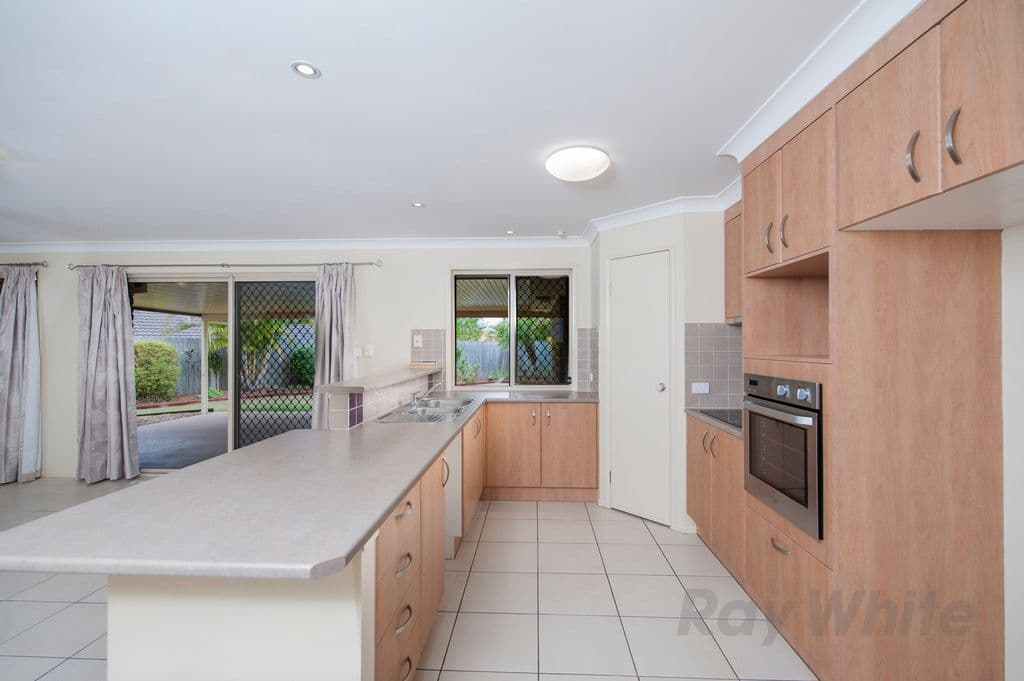 3 Bass Court, DREWVALE QLD 4116, Drewvale - Thumbnail 2