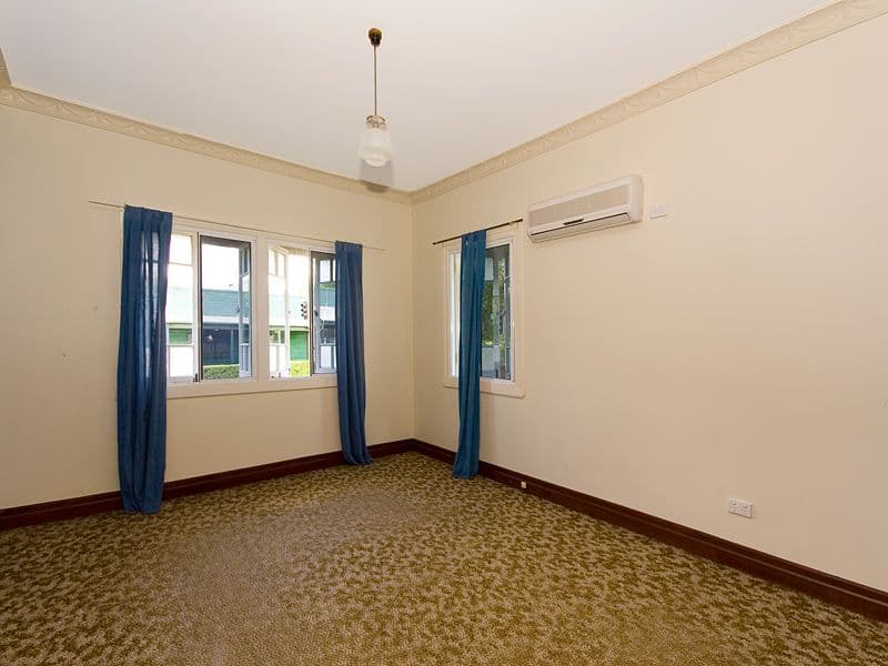 129 Fairfield Road, FAIRFIELD QLD 4103, Fairfield - Thumbnail 4