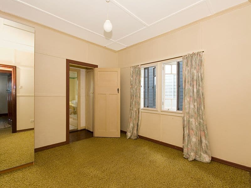 129 Fairfield Road, FAIRFIELD QLD 4103, Fairfield - Thumbnail 5