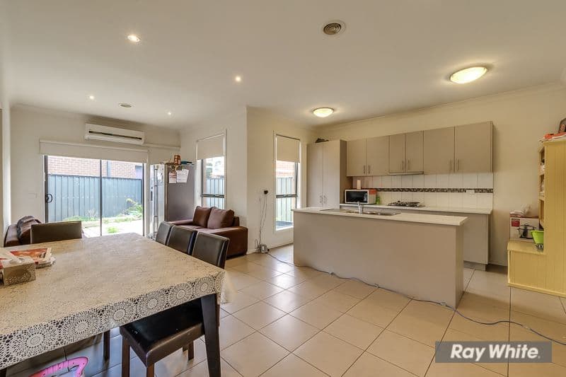 8 Bonita Avenue, Tarneit VIC 3029, Tarneit - Thumbnail 7