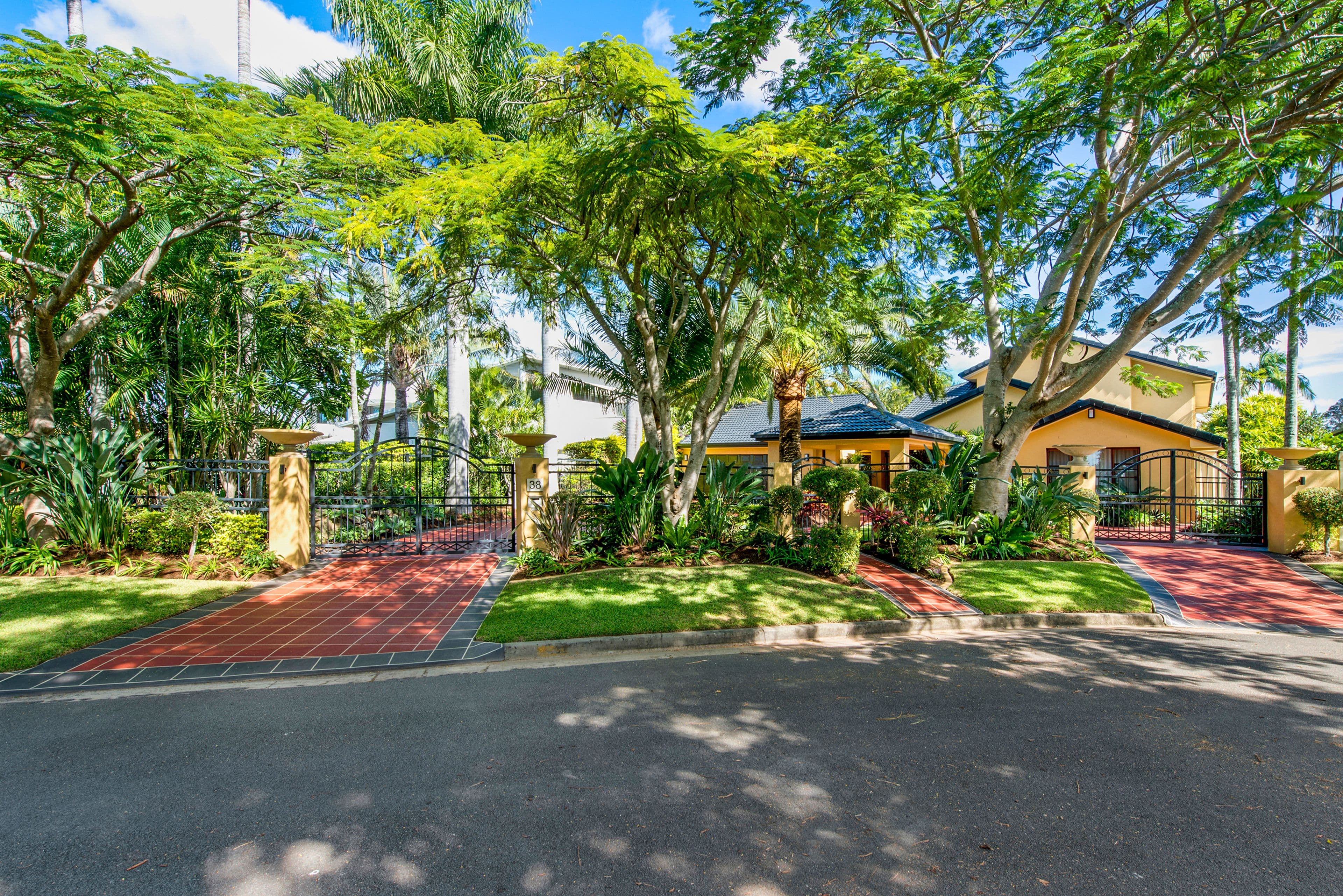 38 Kawana Crescent, Ashmore QLD 4214, Ashmore - Thumbnail 3