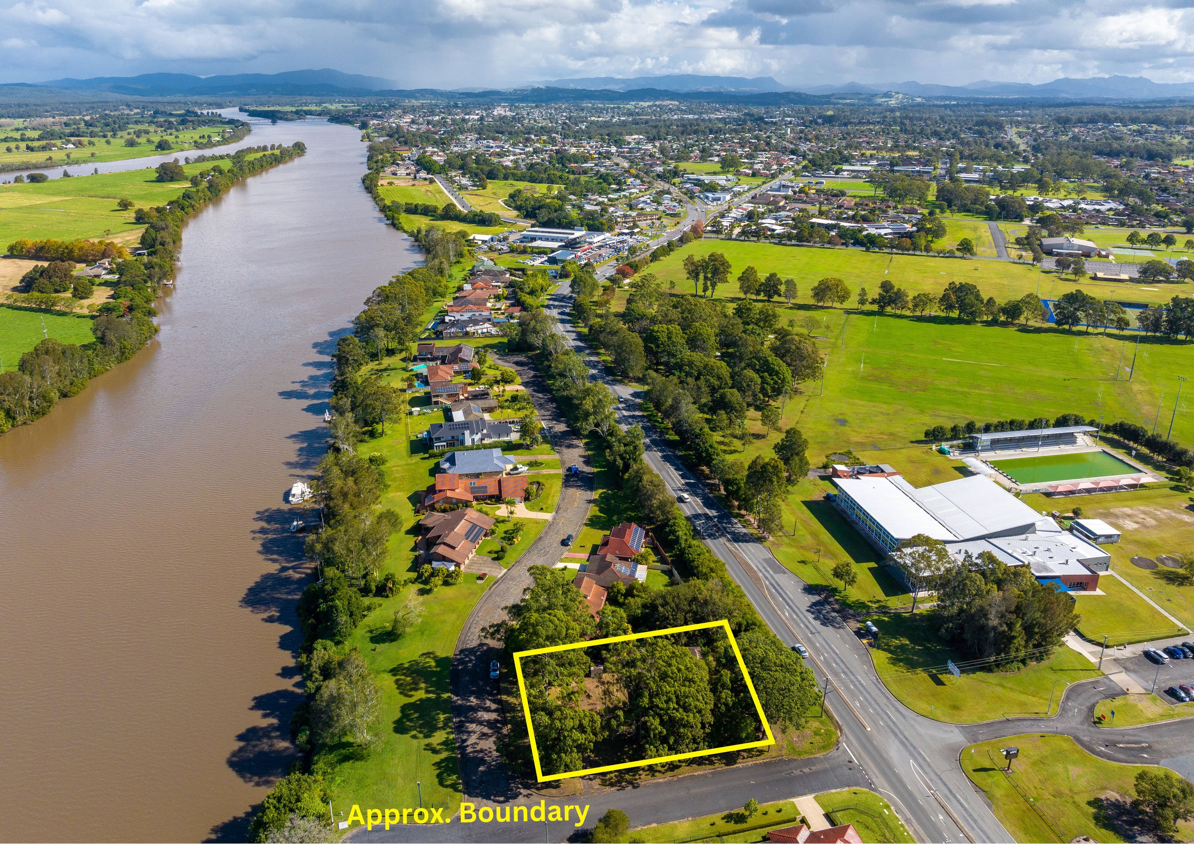 1 Ochiltree Place, Taree NSW 2430, Taree - Thumbnail 3