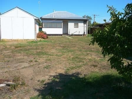 8 Jubilee Street, SEYMOUR VIC 3660, Seymour - Thumbnail 3