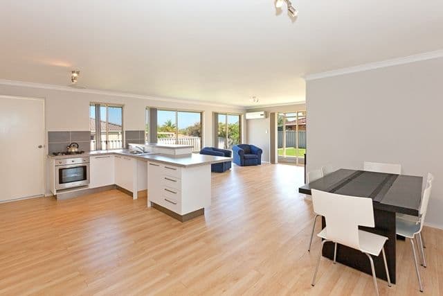 1 Bilya Gardens, LEDA WA 6170, Leda - Thumbnail 2