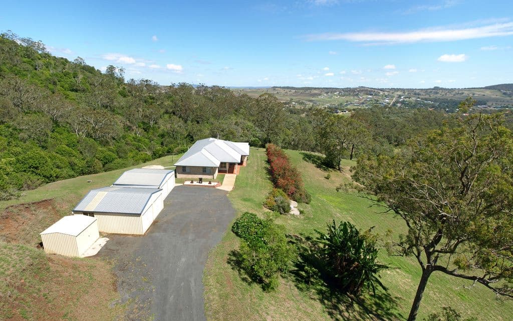 10 Panoramic Drive, PRESTON QLD 4352, Preston - Thumbnail 2