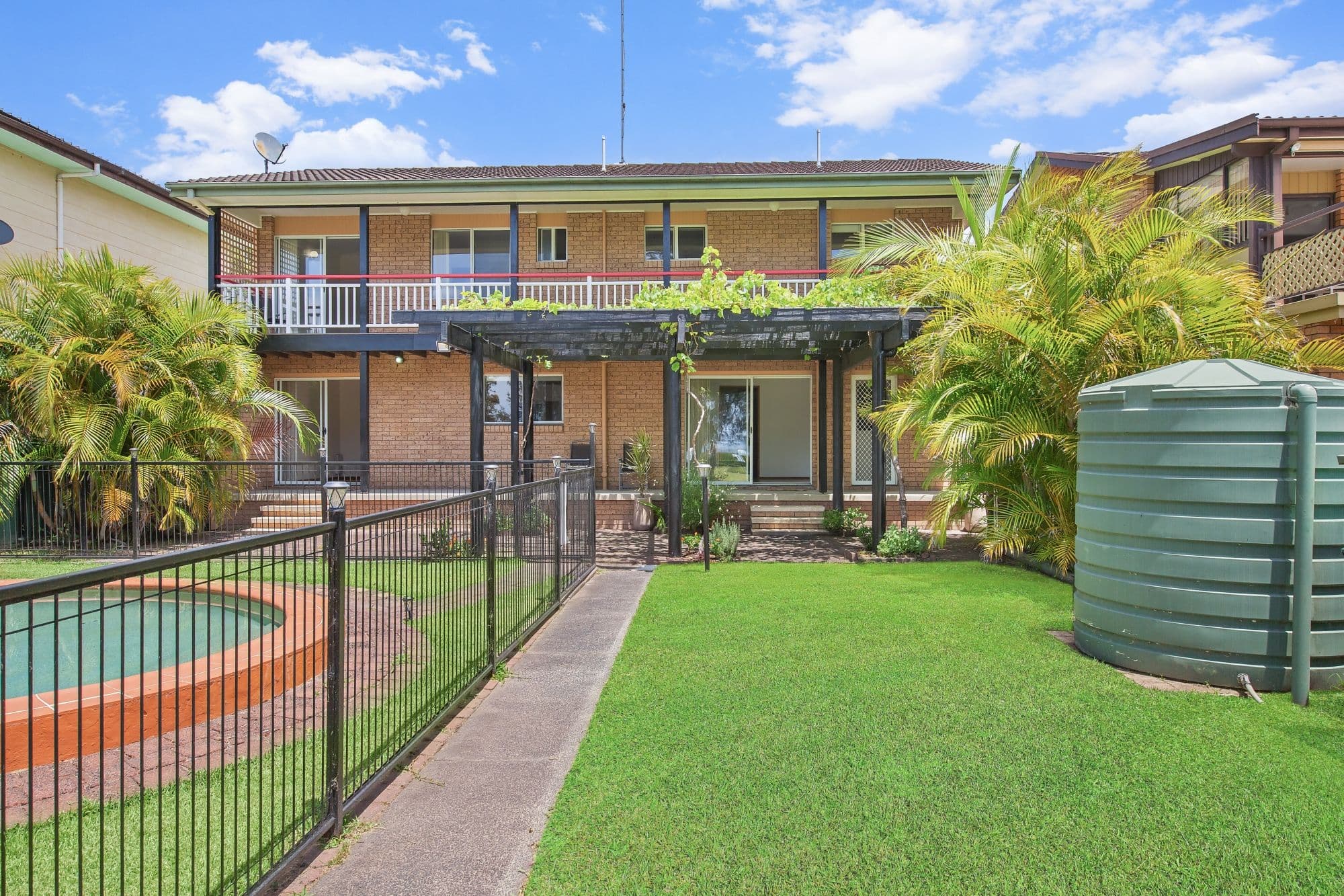 167 Lakedge Avenue, Berkeley Vale NSW 2261, Berkeley Vale - Thumbnail 3