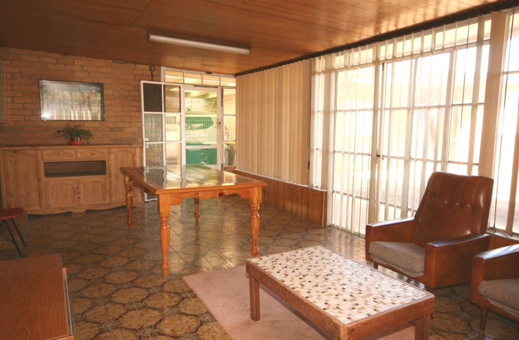25 Millawa Avenue, ST ALBANS VIC 3021, St Albans - Thumbnail 3