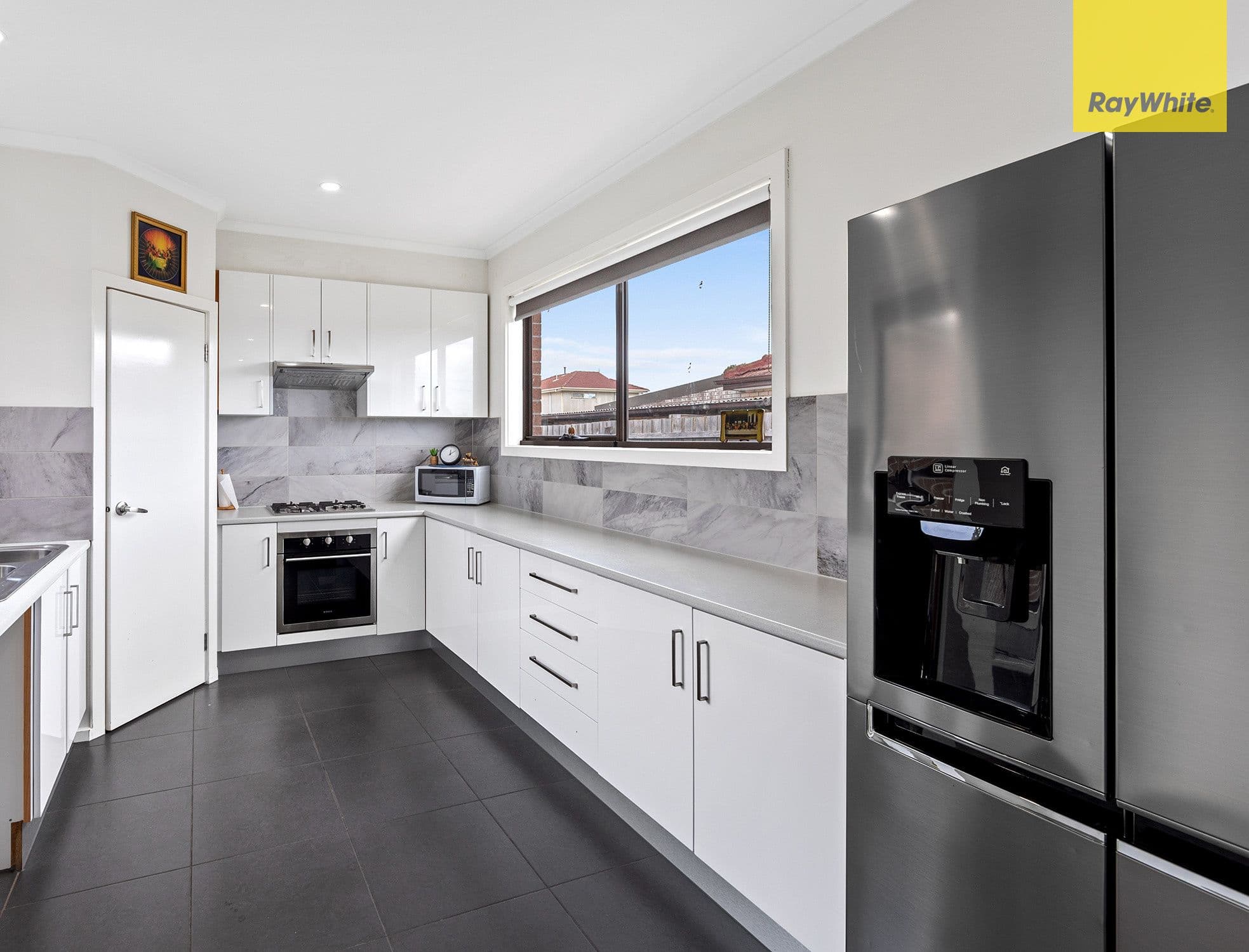 94 Biggs Street, St Albans VIC 3021, St Albans - Thumbnail 3