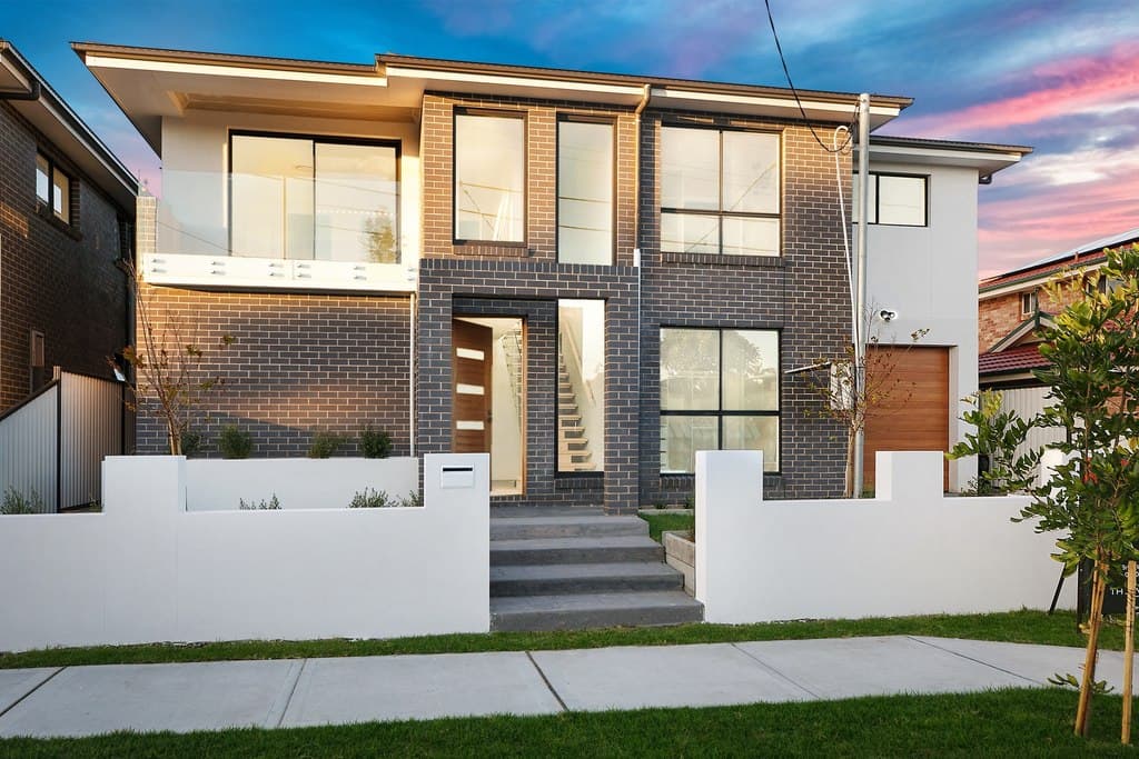 1/10-12 Yamba Street, The Entrance - Image 1